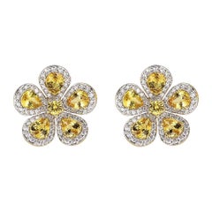 Piranesi Classic Flower Earrings in 18k Yellow Gold with Yellow Sapphires