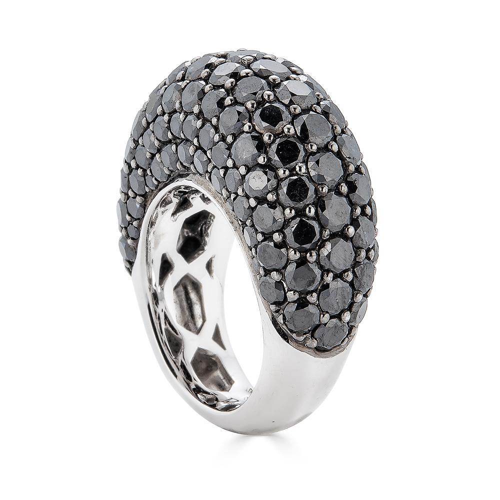 Piranesi dome ring in 18K white and black gold with black diamonds

9.61 carats Round Black Diamonds
Ring set in 18K White and Black Gold

Disclaimer:
Please note: All carat weight is approximate and may vary slightly. Colors may appear different in