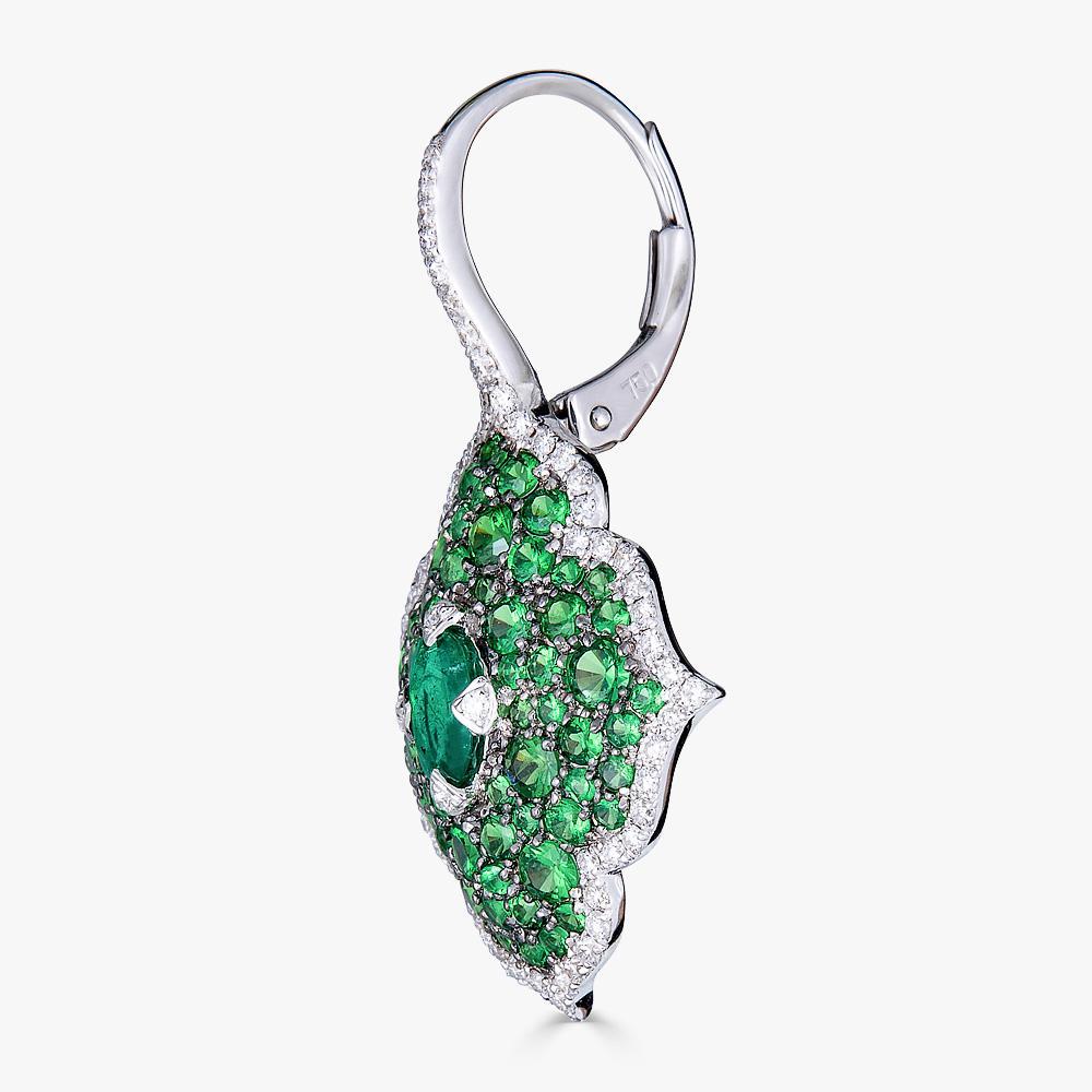 Round Cut Piranesi Pacha on Wire Earrings in 18k White Gold 2.58cts Emerald & Tsavorite For Sale