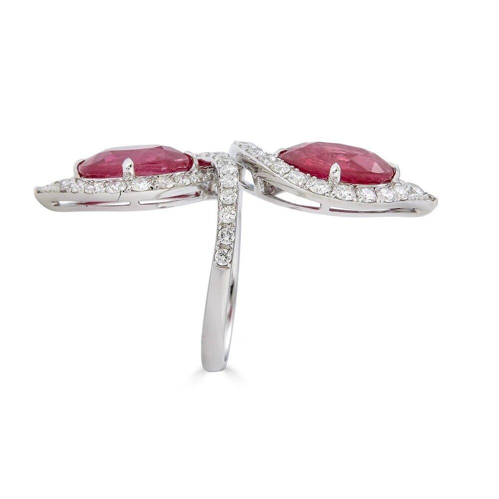 Piranesi two stone ring with ruby and round diamond

8.53 carats Oval Ruby 
1.53 carats Round Diamond 1.53
Ring set in 18K White Gold
Size 6.75

Disclaimer
Please note: all carat weight is approximate and may vary slightly. Colors may appear