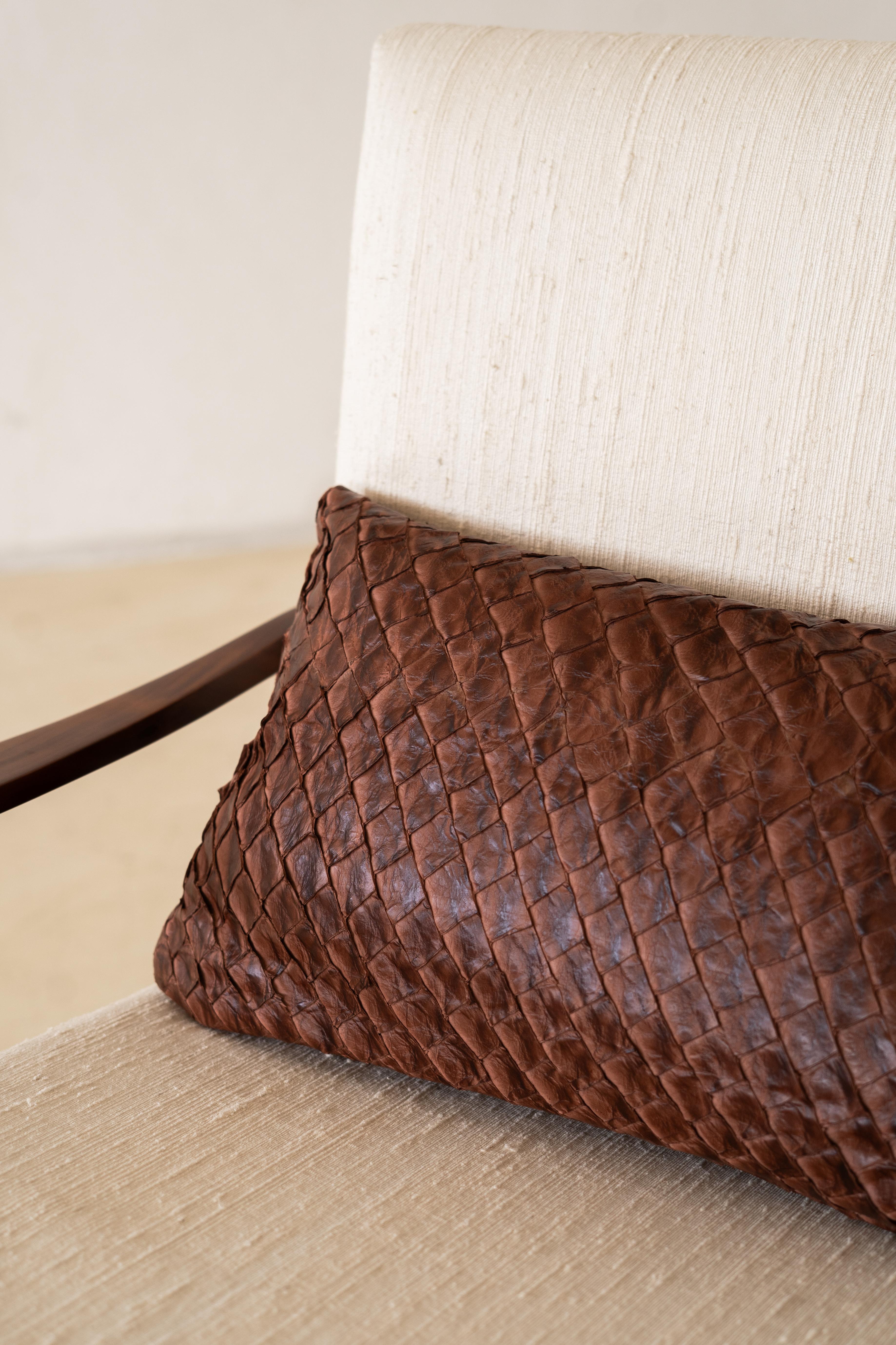 Mid-Century Modern Pirarucu Leather Cushion Nut-Brown by Bossa Home Collection, 2025 For Sale