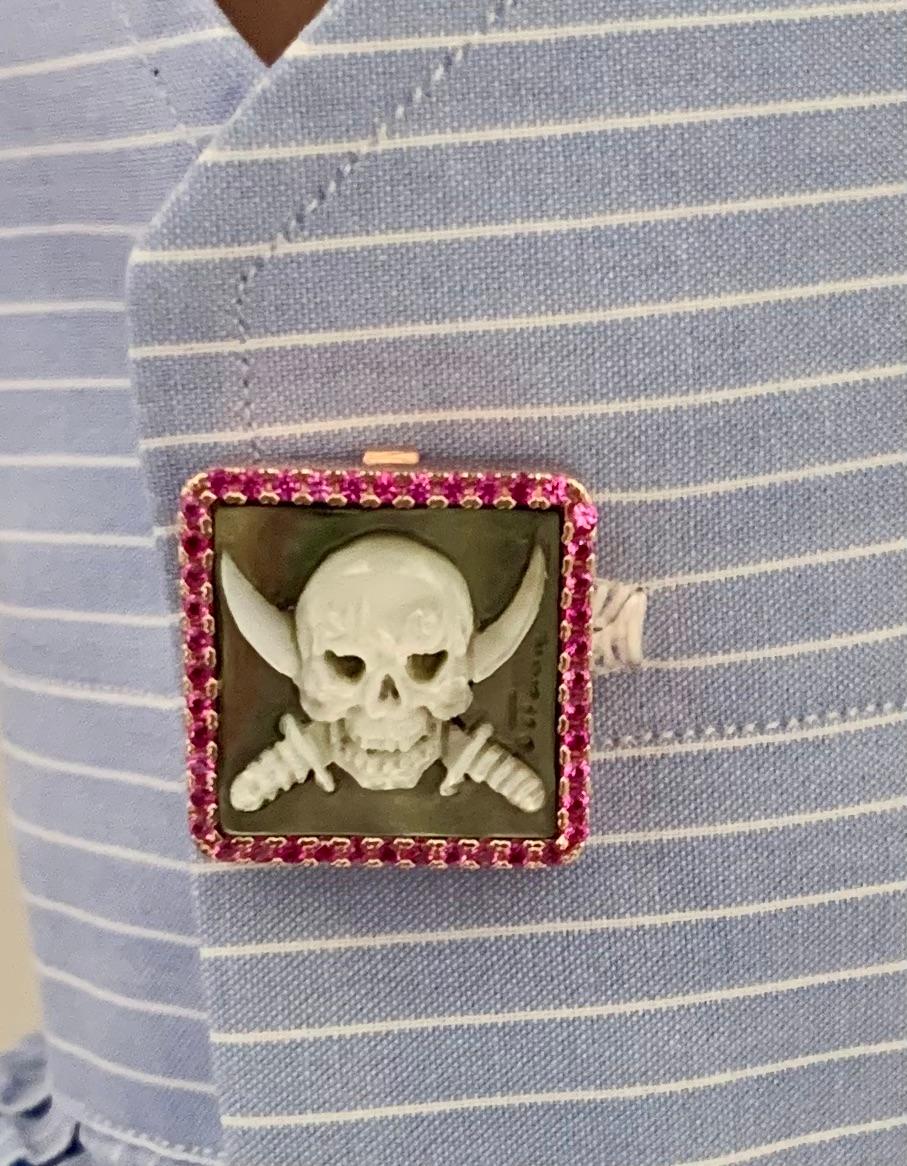 Pirates, Charms and Button Covers in Mother of Pearl cameos  In New Condition For Sale In Portici, NA