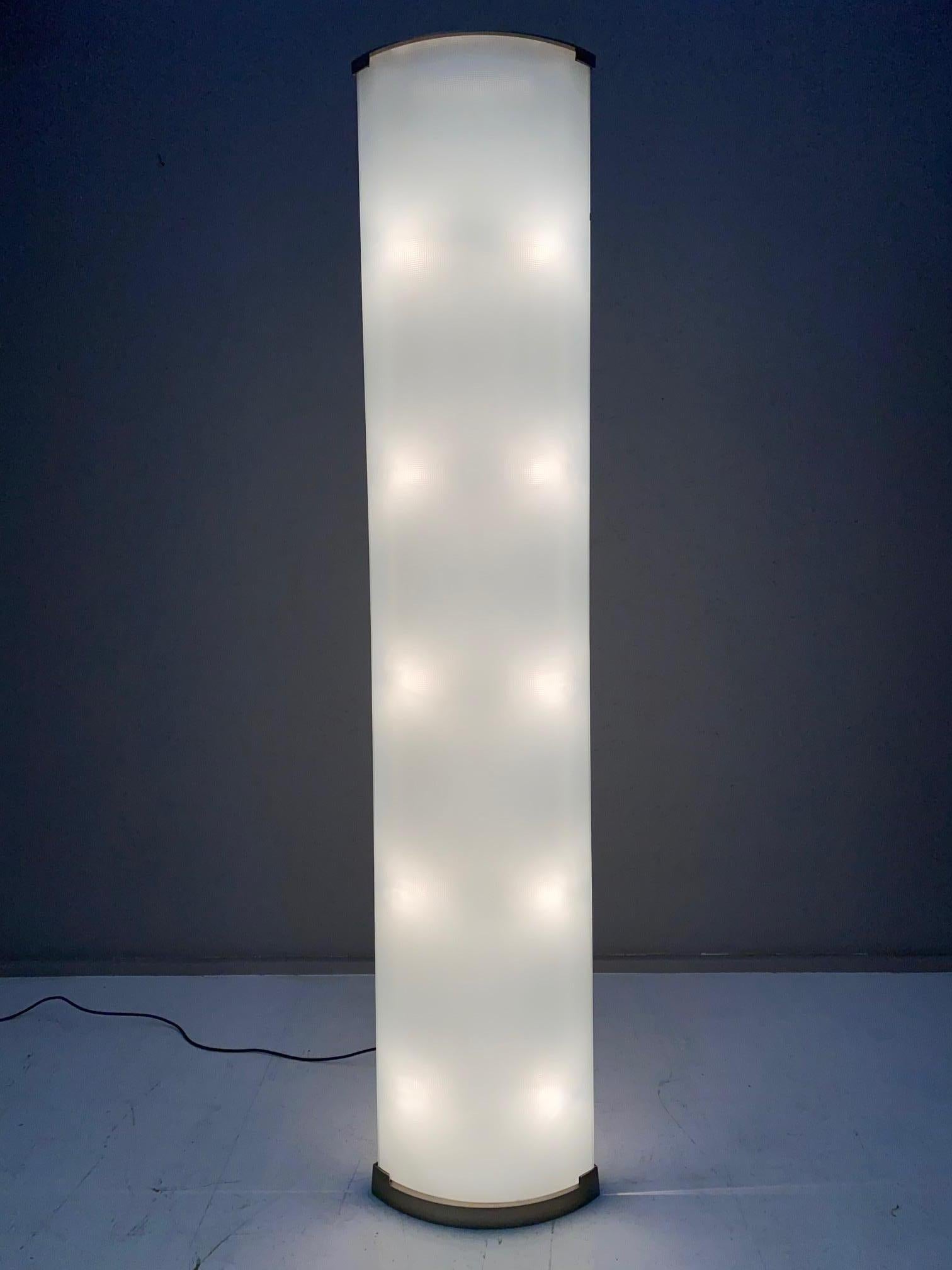 Stehleuchte Pirellone von Gio Ponti für Fontana Arte, 1967.
