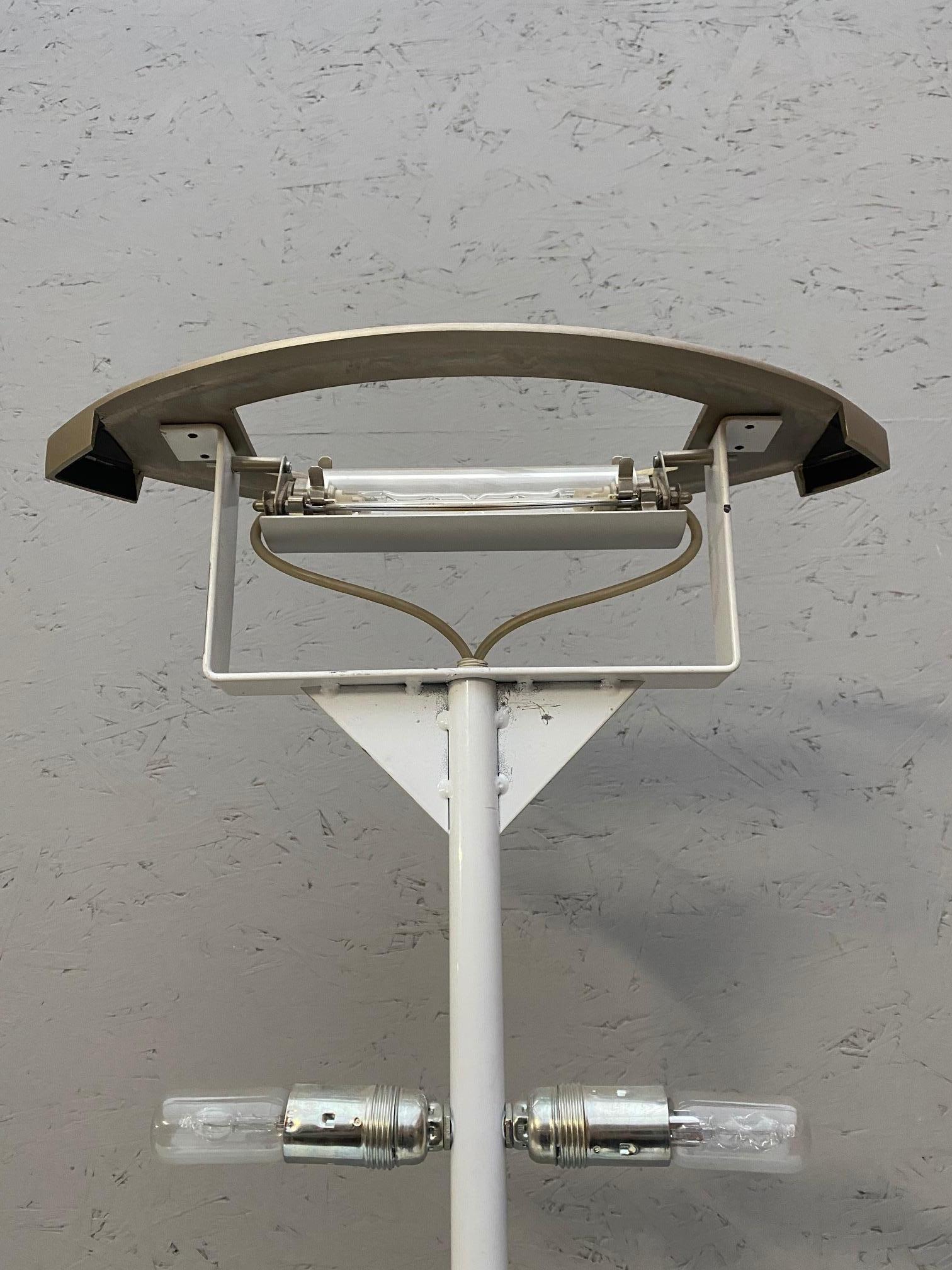 Verre Lampadaire Pirellone de Gio Ponti pour Fontana Arte, 1967 en vente