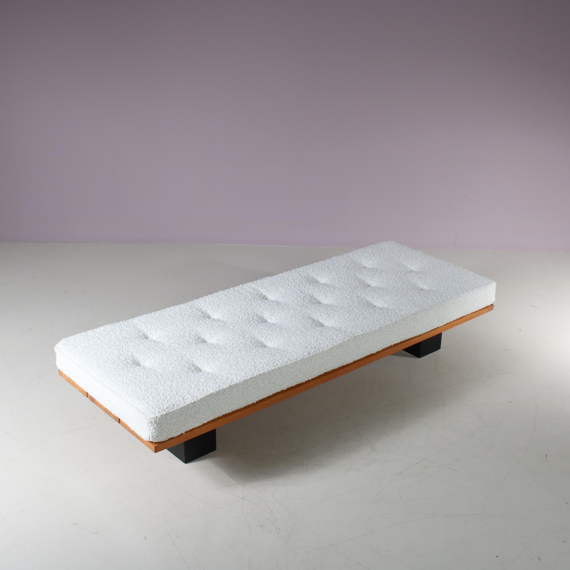 Finnish Pirkka Daybed by Ilmari Tapiovaara for Laukaan Puu, Finland 1950