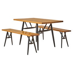 Conjunto de comedor y banco de pino "Pirkka" de Ilmari Tapiovaara