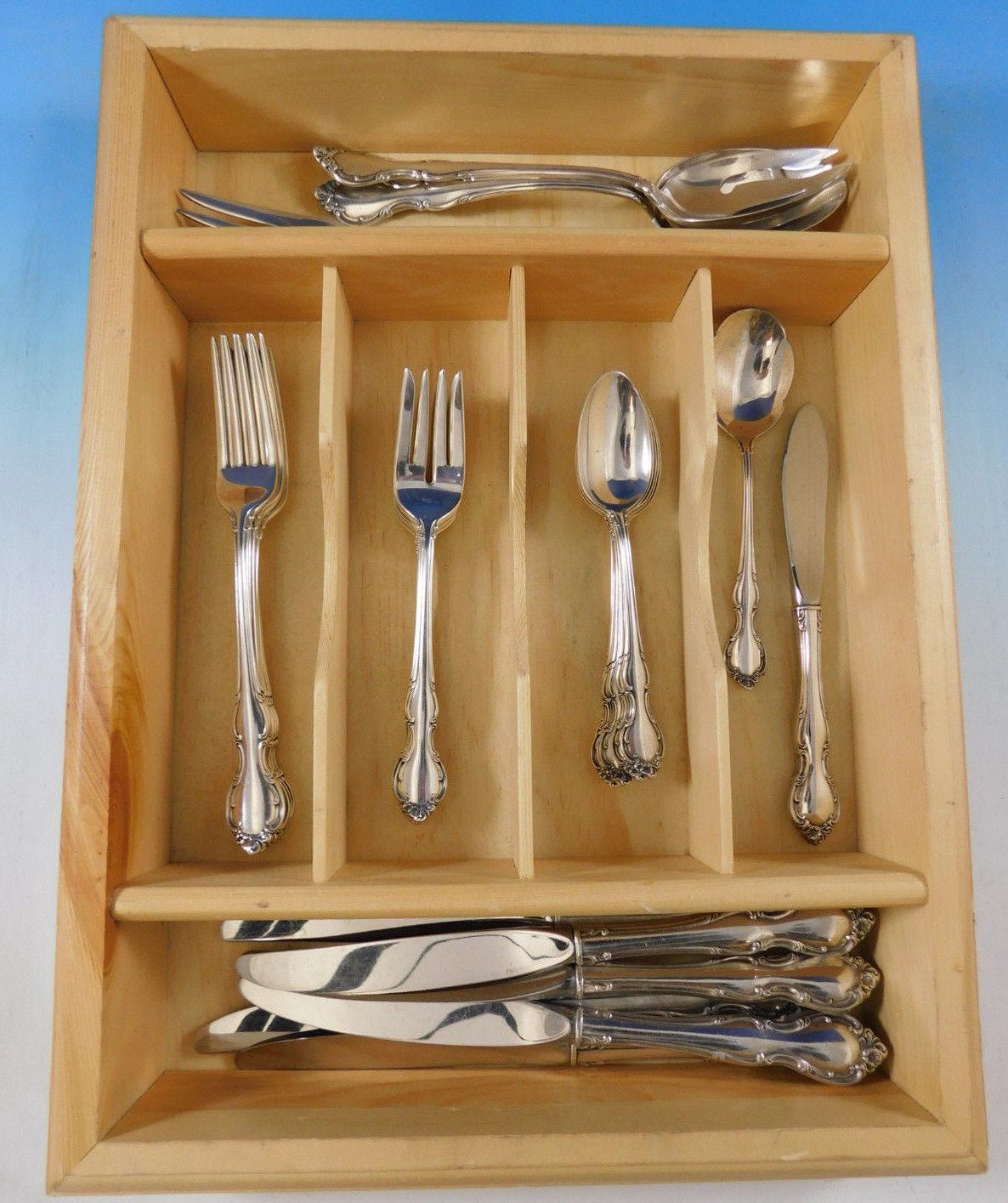 Pirouette by Alvin sterling silver flatware set, 30 pieces. Great starter set! This set includes:

6 knives, 9 1/4