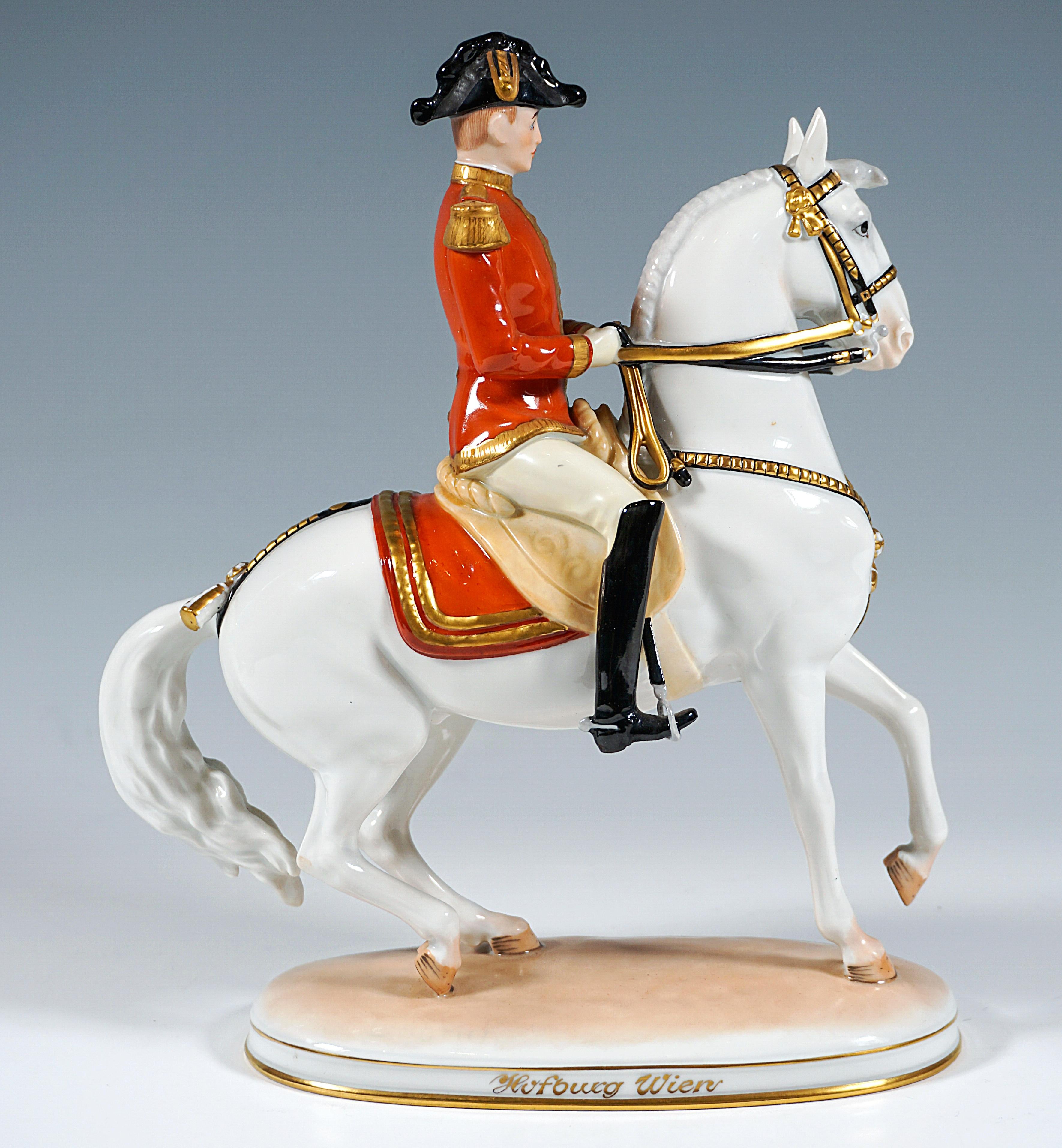 Autrichien Cheval Pirouette de l'école d'équitation espagnole de Vienne, par Augarten, 20e en vente