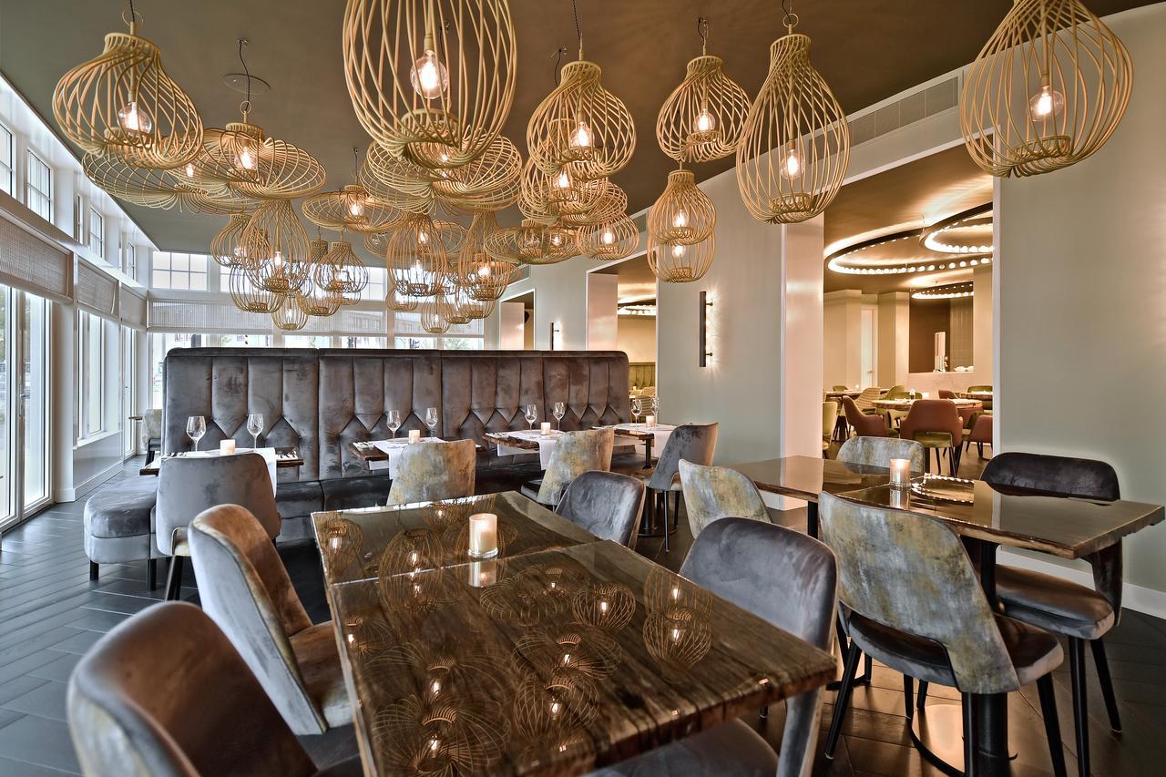 Lampada a sospensione contemporanea Pirouette I Round Matt Black Steel di JSPR in vendita 6