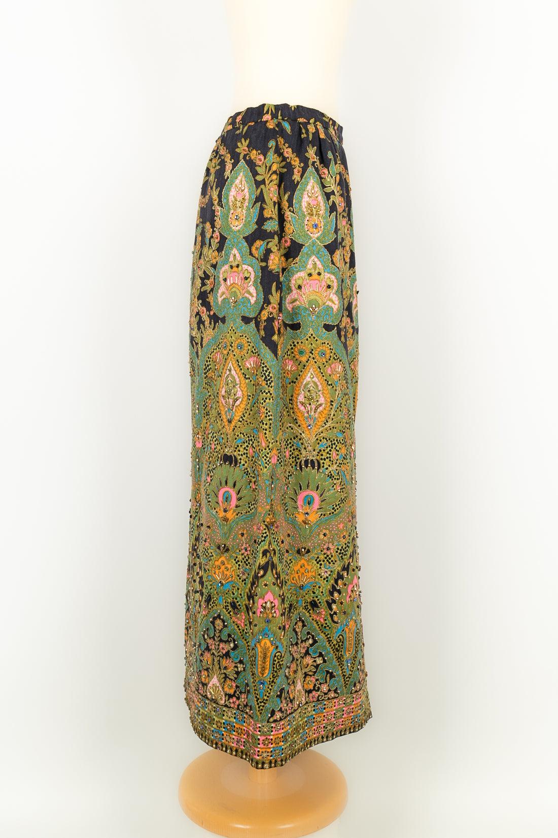 Pirovano Woolen Skirt, 1970s In Good Condition For Sale In SAINT-OUEN-SUR-SEINE, FR