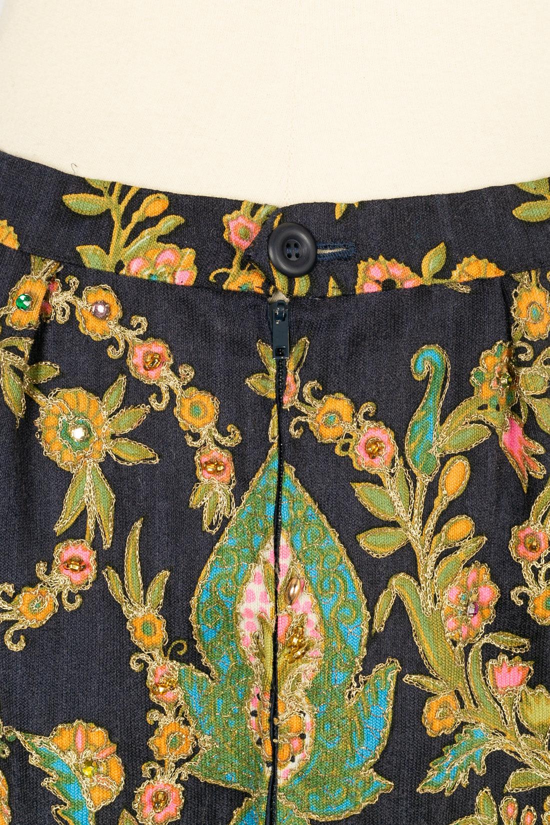 Women's Pirovano Woolen Skirt, 1970s For Sale
