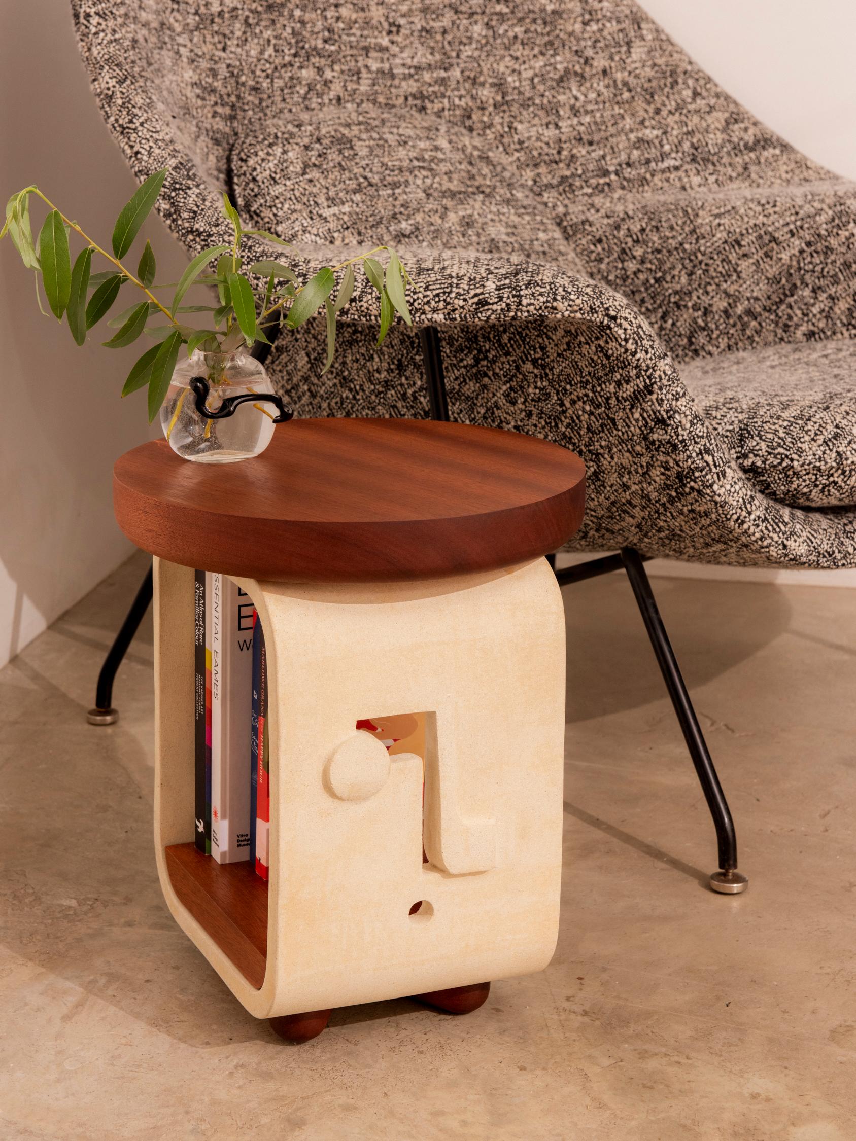 Piscina Mini Reader Side Table in Unglazed Ceramic and Sapele  For Sale 1