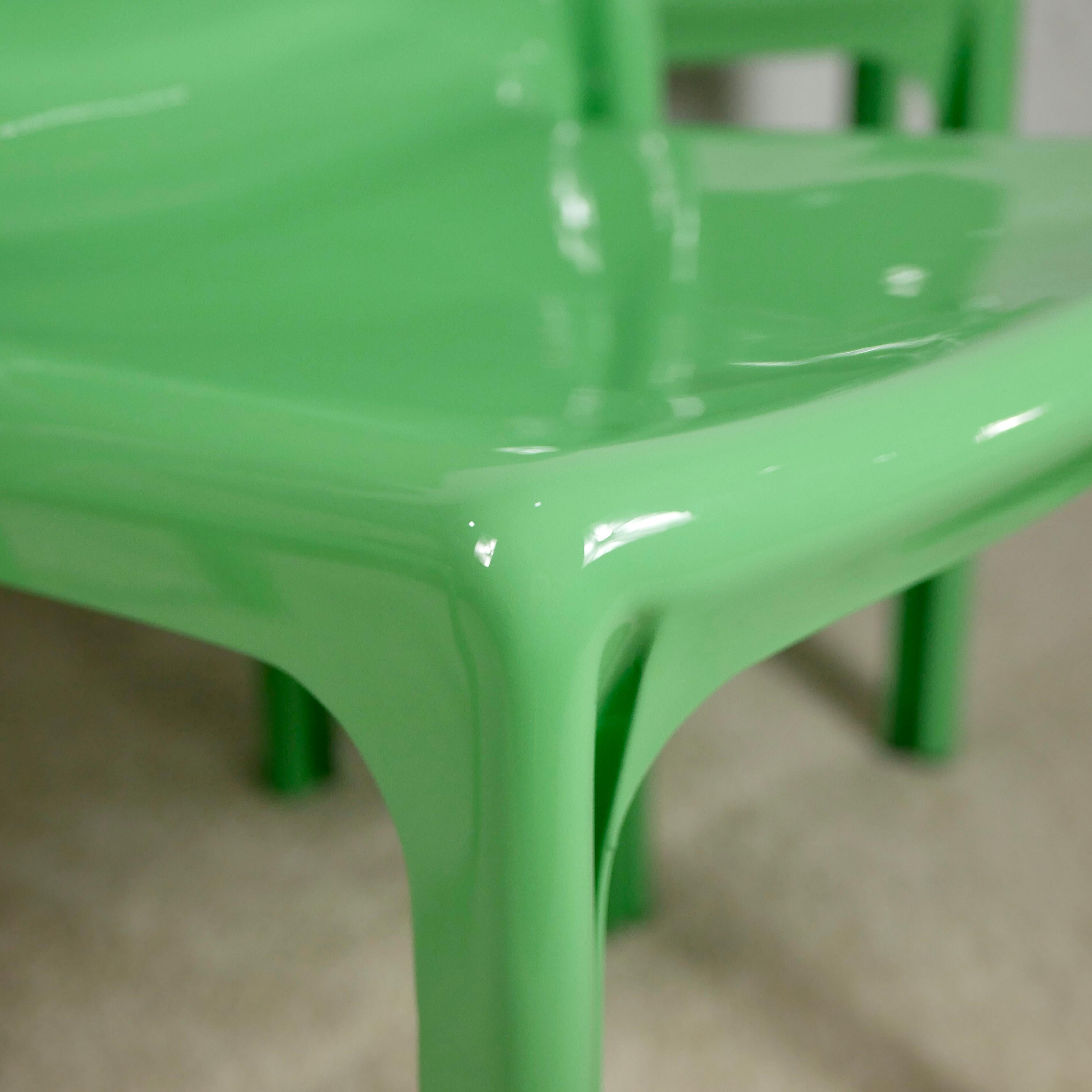 Pistacchio Green Selene Chairs by Vico Magistretti for Artemide 1