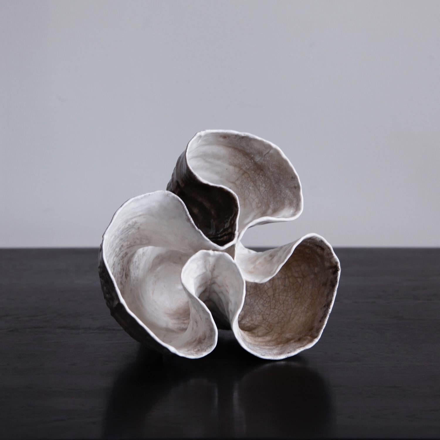 Pit-Fired Biomorphic Stoneware Vessel by Ceramicist Young Mi Kim In New Condition For Sale In New York, NY