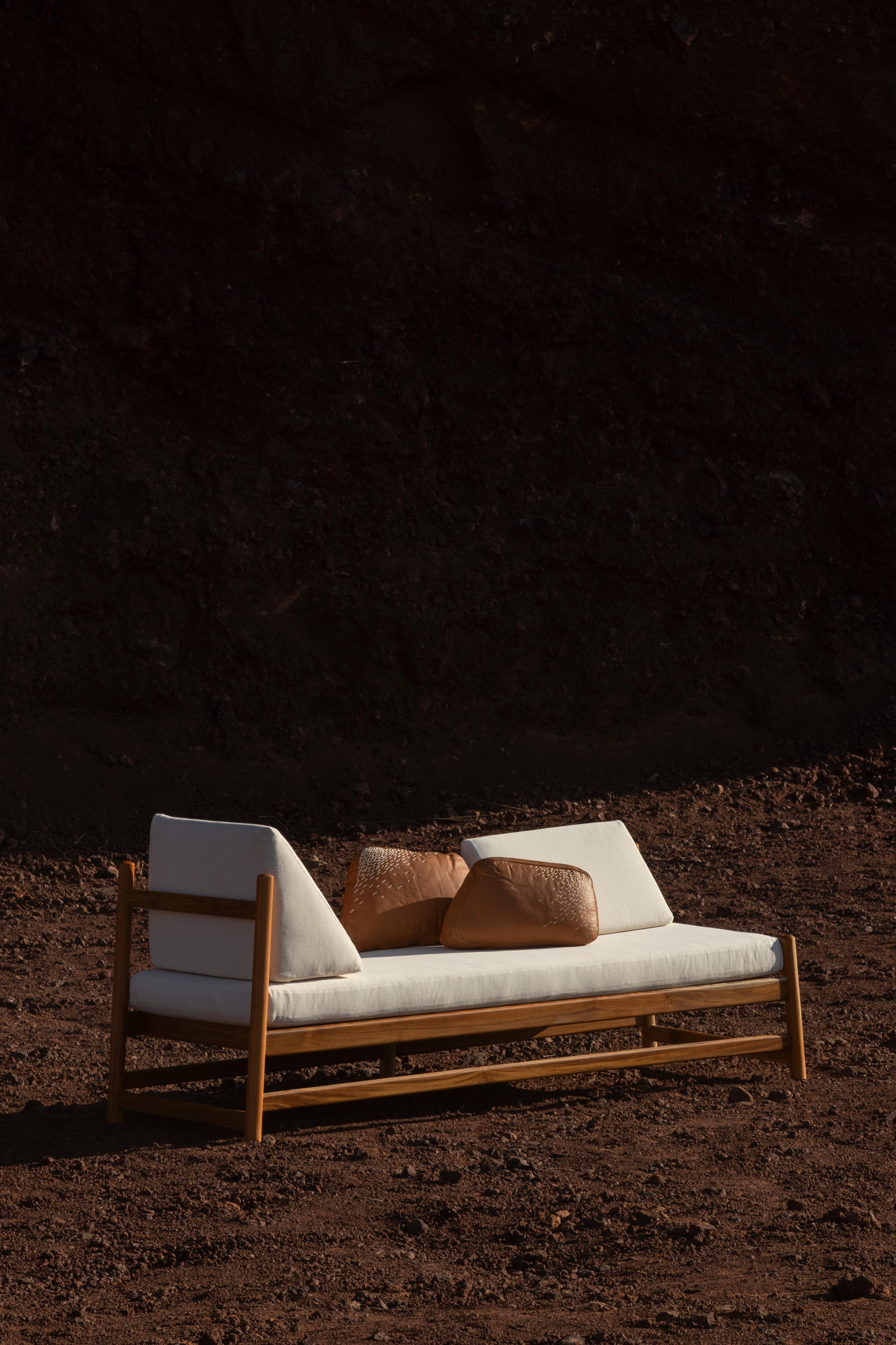 Tumbona de exterior Pita, madera de teca y Sunbrella Tela en venta