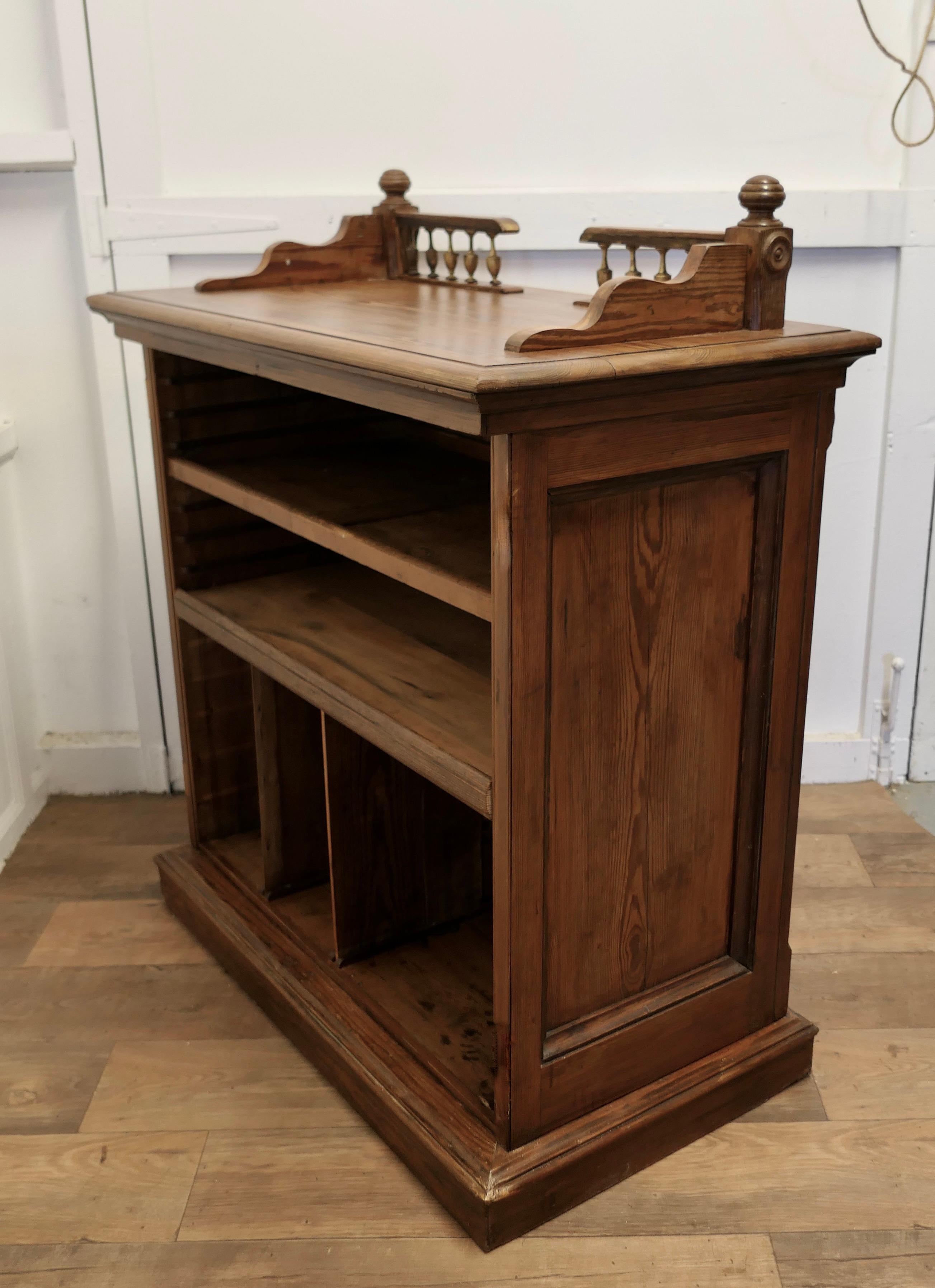 Late 19th Century Pitch Pine Hotel Restaurant Reception Hostess Greeting Station  For Sale