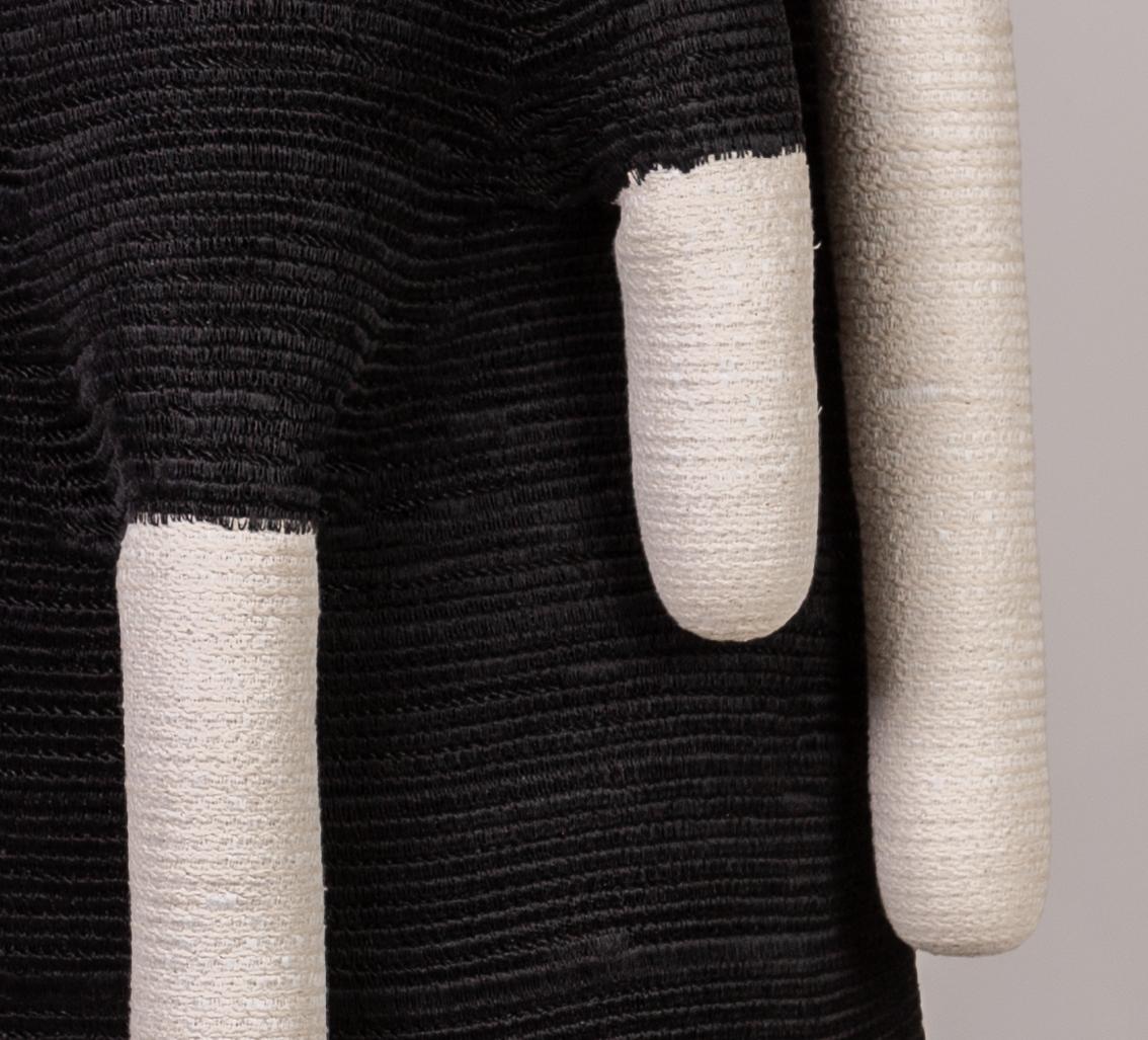 Sculpture en fibre de coton enduite et cousue en goutte d'eau de Doug Johnston, 2015 6