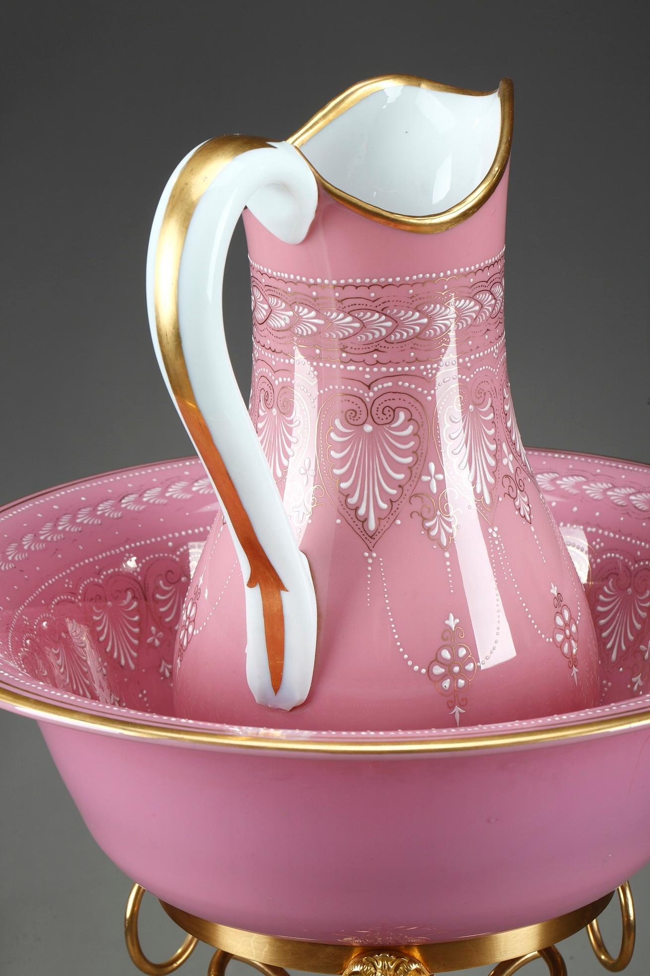 Pitcher and Its Opaline Basin on a Gilt Bronze Base, 19th Century For Sale 7