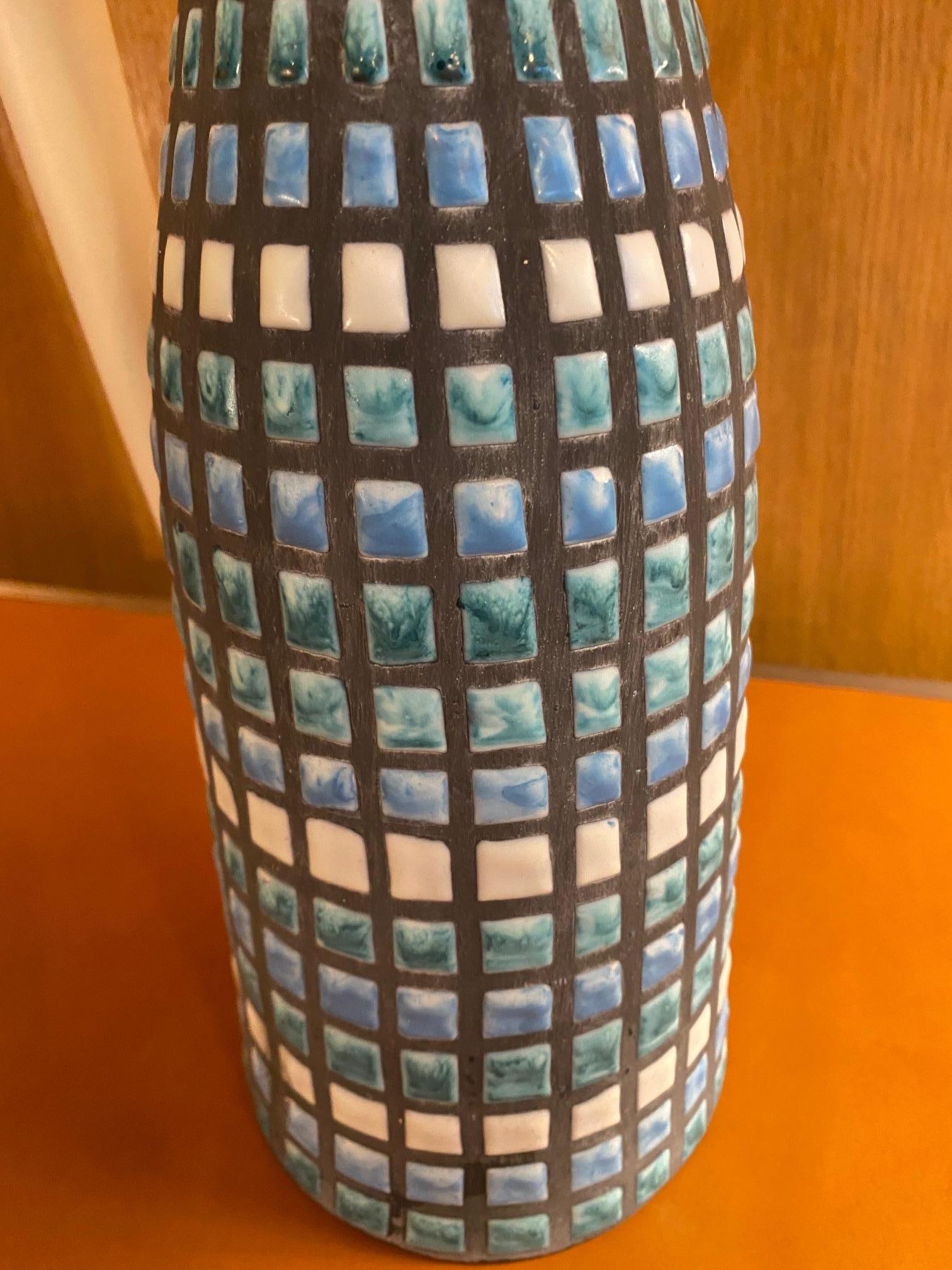 Pitcher / Vase von Roger Capron, Frankreich, 1960er Jahre im Zustand „Gut“ im Angebot in Paris, FR