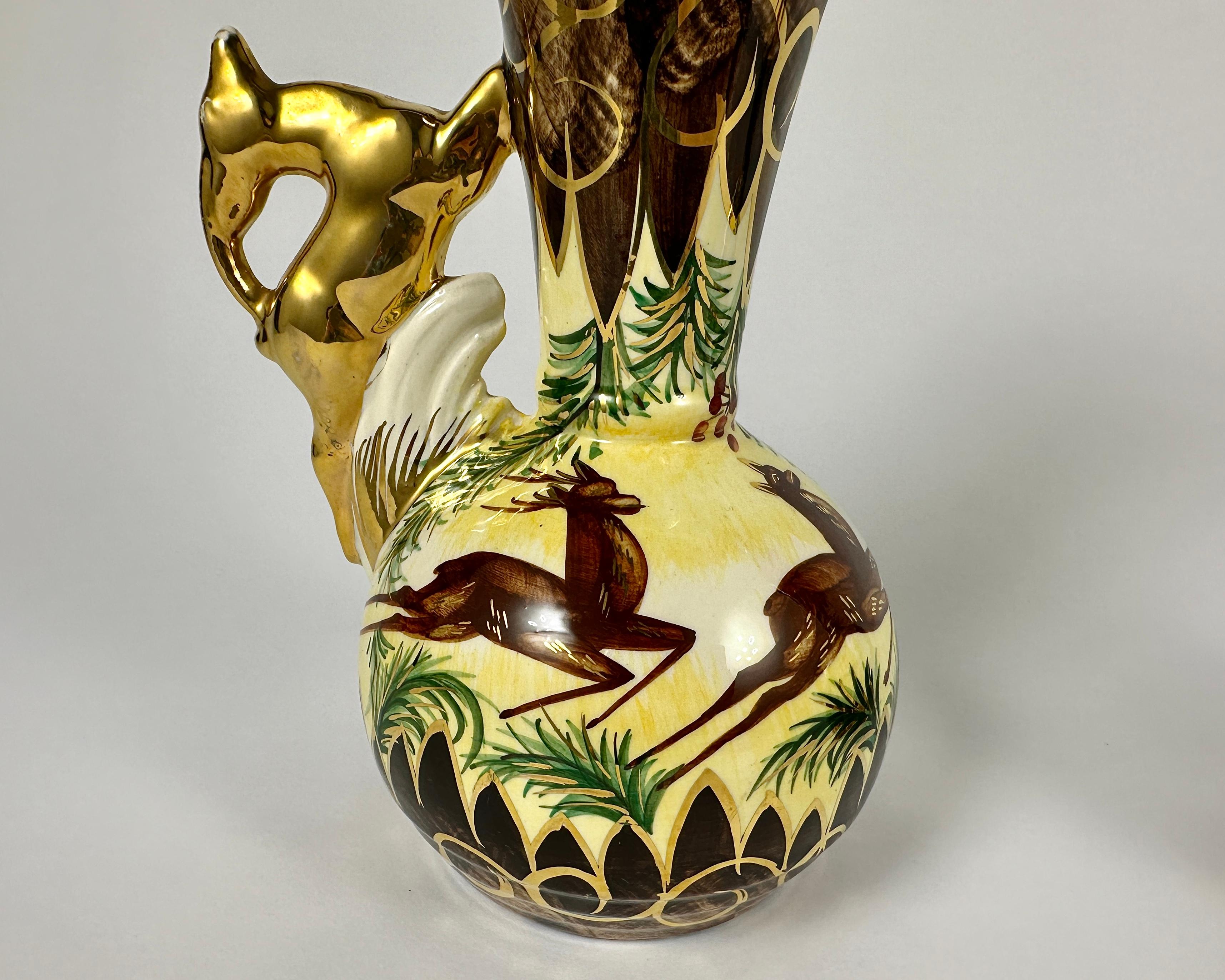 Jarras Vintage Ciervo Ewers Bélgica, Hubert Bequet Pintado a mano Jarras Juego 2 siglo XX en venta