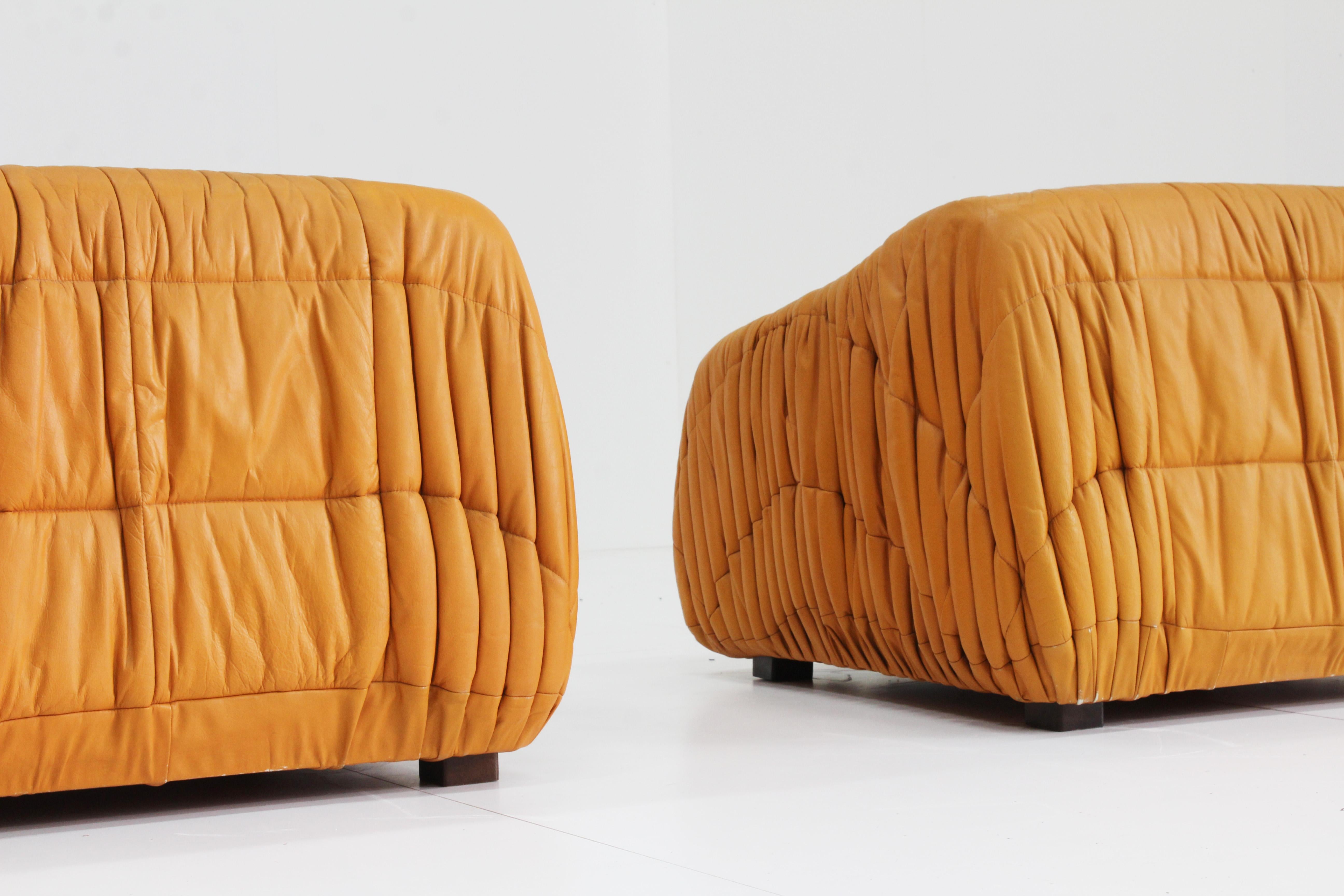 Piumino cognac sofa and armchairs set by De Pas, D’urbino & Lomazzi for Dell’Oca 10