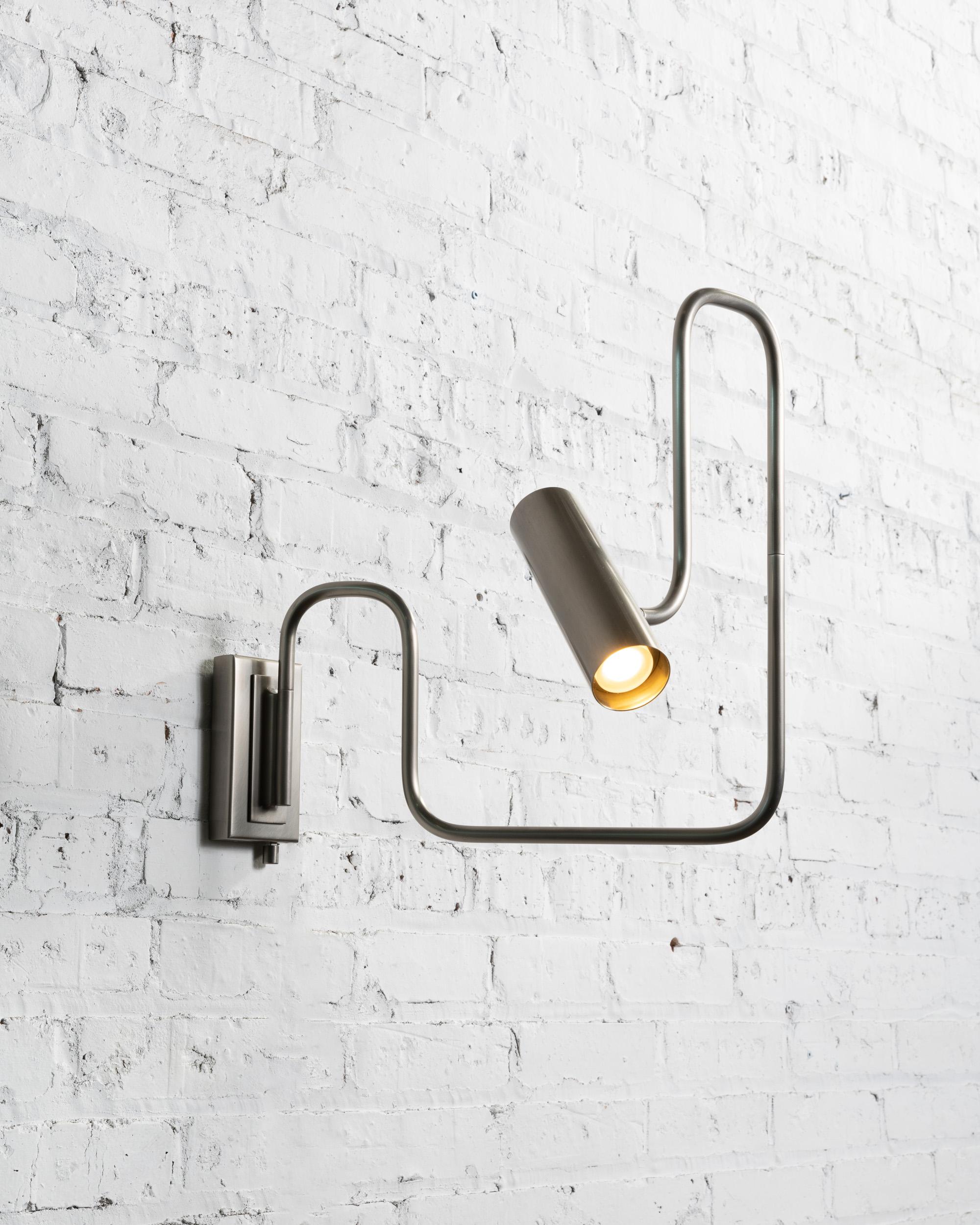Pivot Single Wall Sconce with Articulating Arms in Brass For Sale 5
