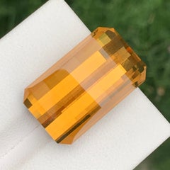 Gemma sfaccettata di Citrino naturale color miele tagliata a pixel per ciondolo 22 mm