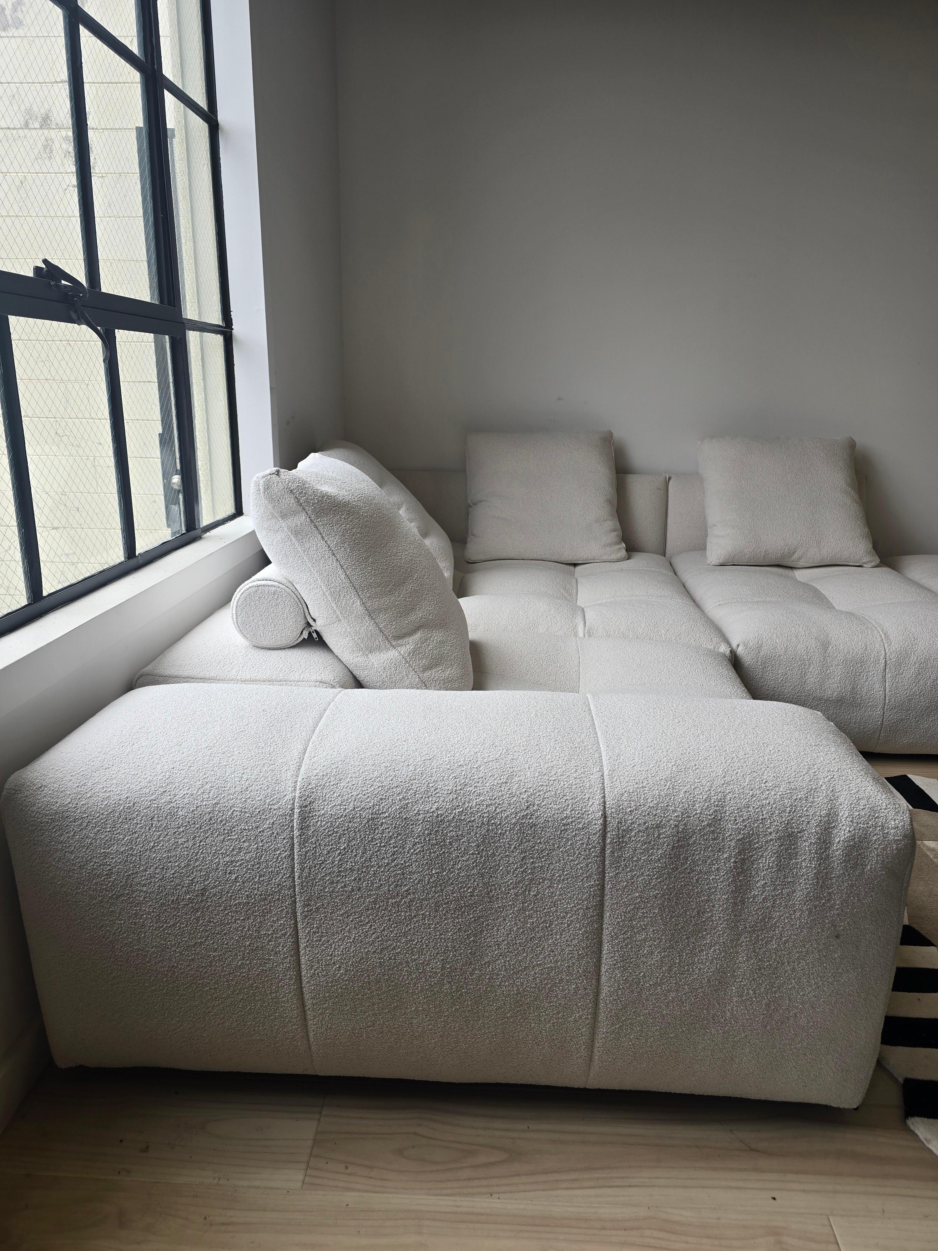 Seccional PIXEL *VENTA EN SALA en Excelente estado para la venta en Carson, CA