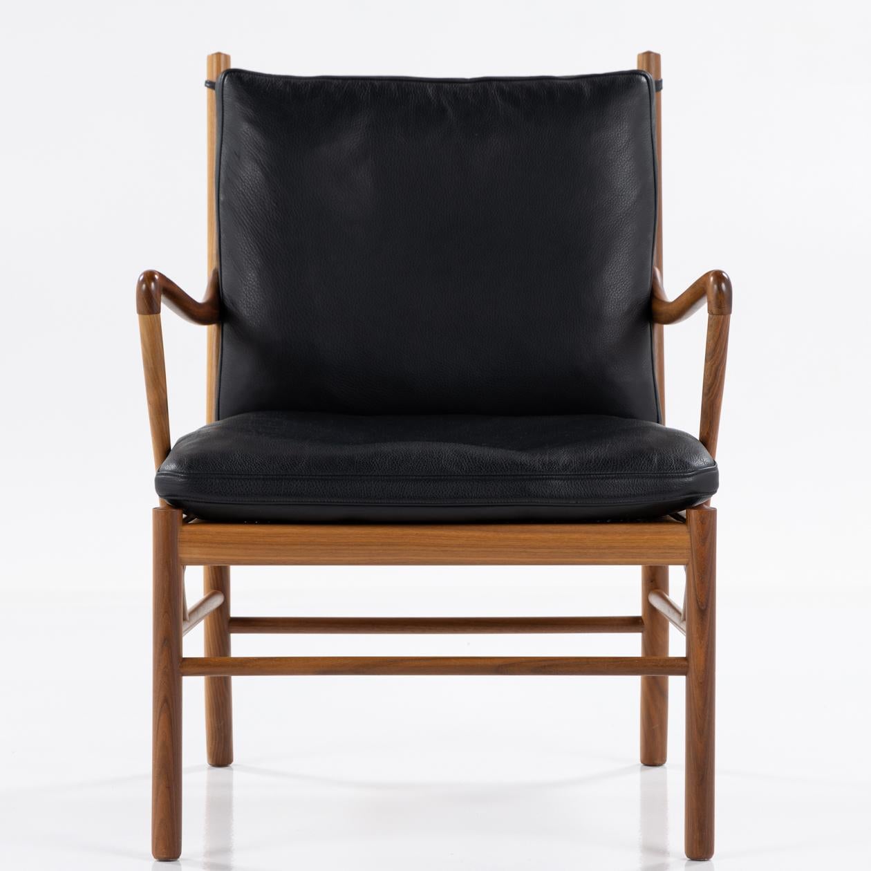 PJ 149 – „Colonial Chair“ aus schwarzem Leder und Nussbaumholz von Ole Wanscher im Angebot 3