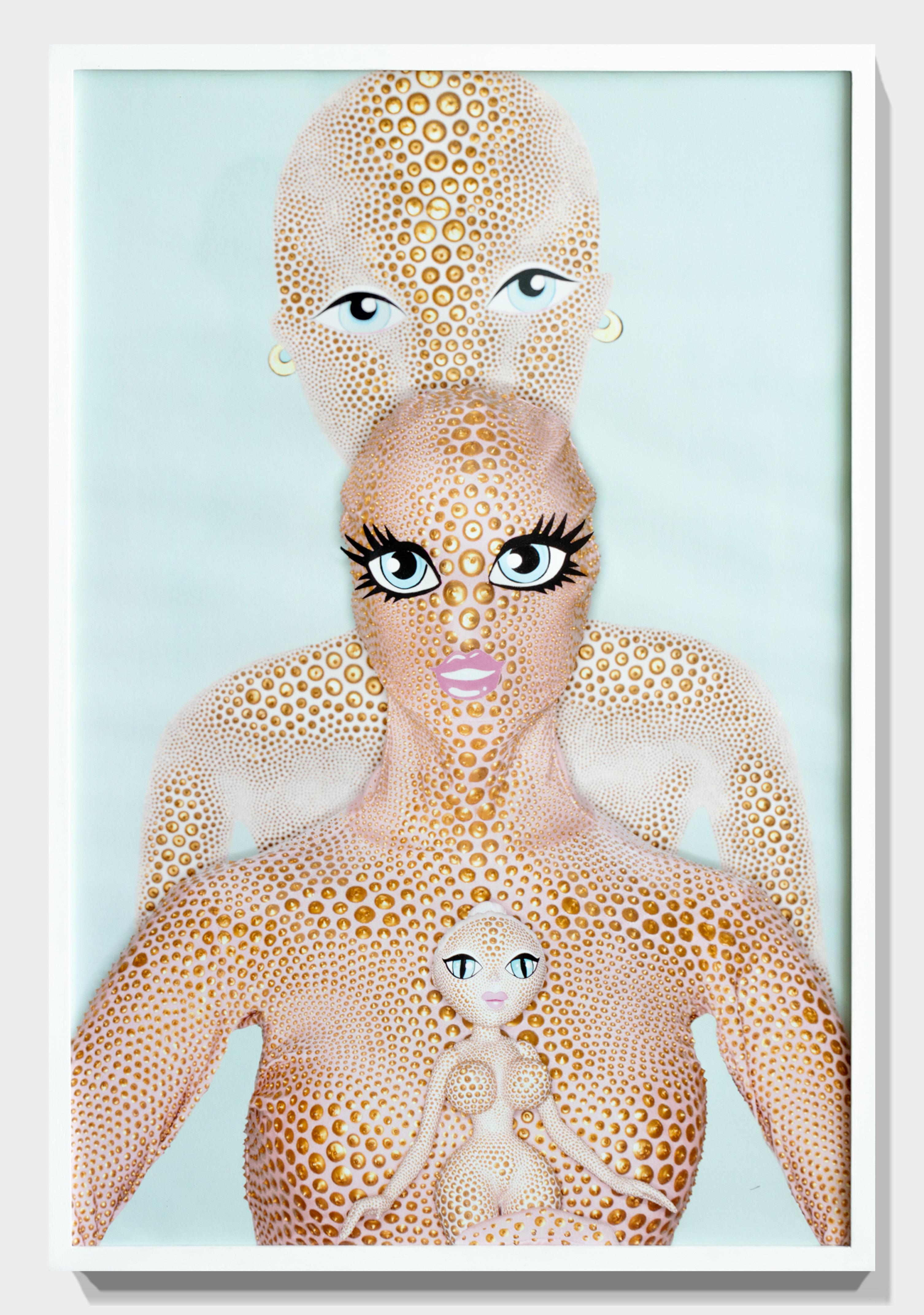 „This Is Not A Composite“ Barbie-inspirierter Pigmentdruck auf Archivpapier im Angebot 2