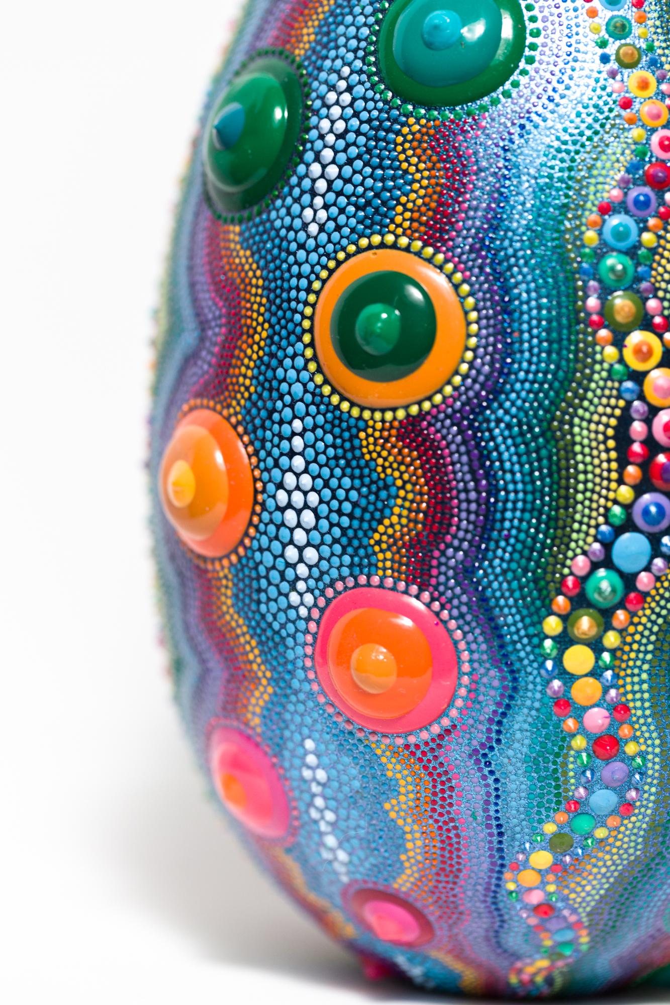 „Candy Urchin Egg“, Eimotiv, Muster, leuchtende Farben, Textur, dimensional im Angebot 3