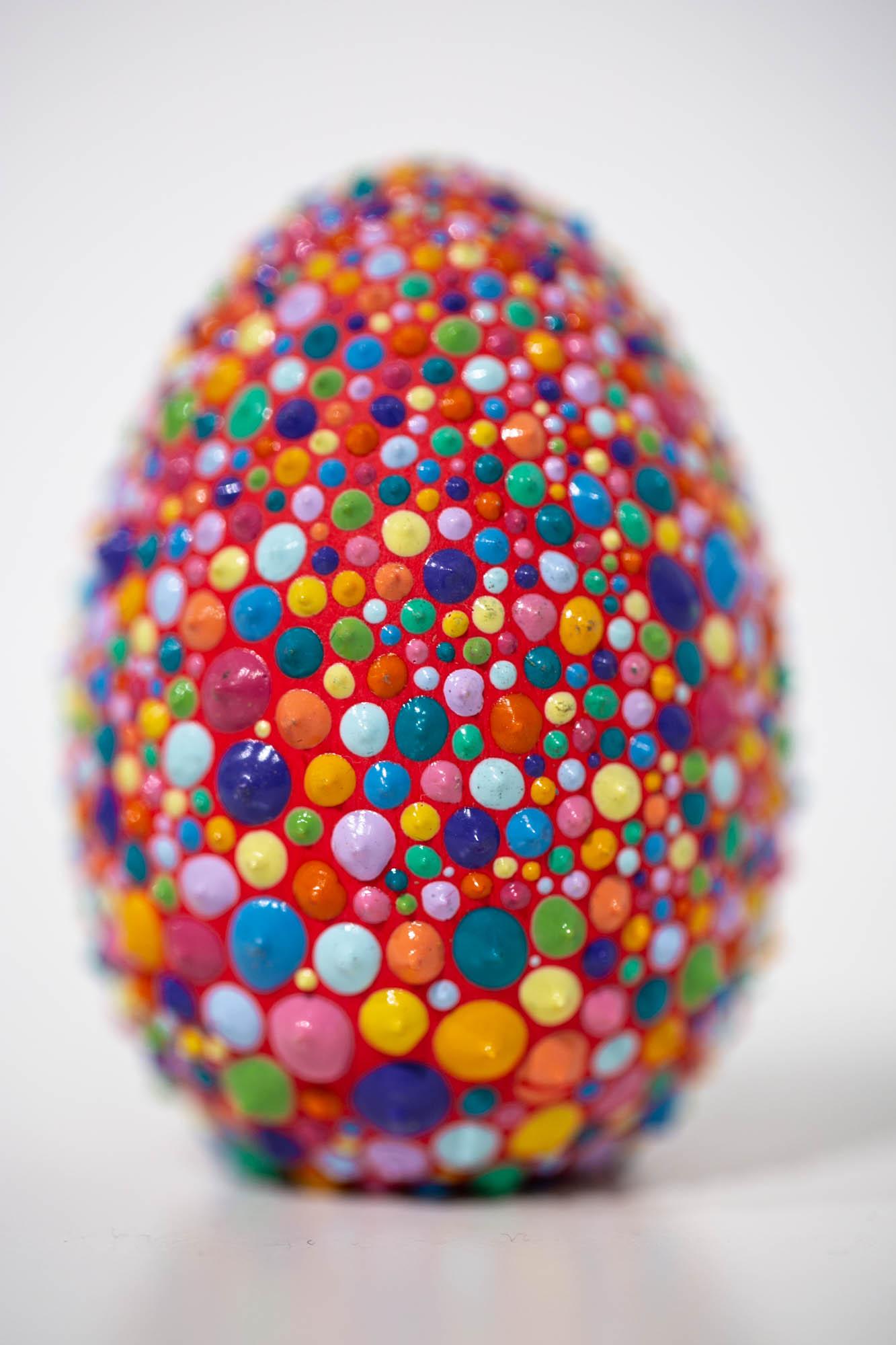 Confetti Control Egg - Brown Figurative Sculpture by PJ Linden