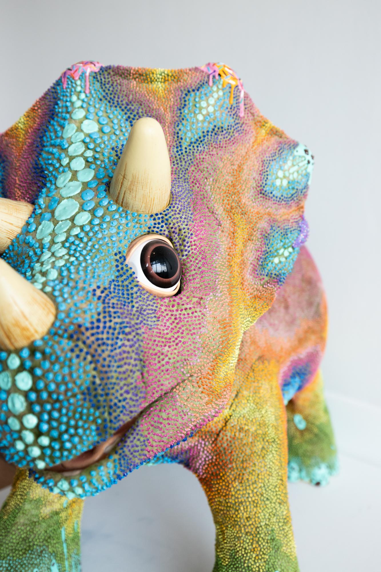 Dimensionale Farbe „Sundae Dino“ auf animatronicem Spielzeug von Dinosaur im Angebot 5