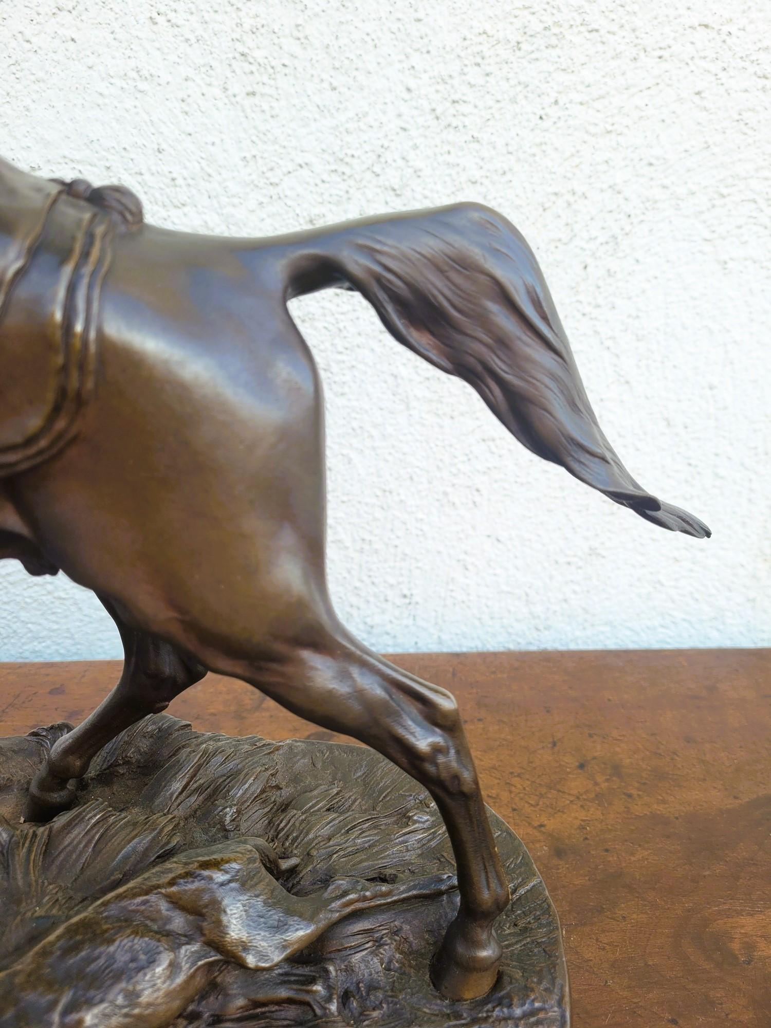 Pj Mêne, Cacciatore africano, bronzo firmato, XIX secolo In condizioni buone in vendita a MARSEILLE, FR