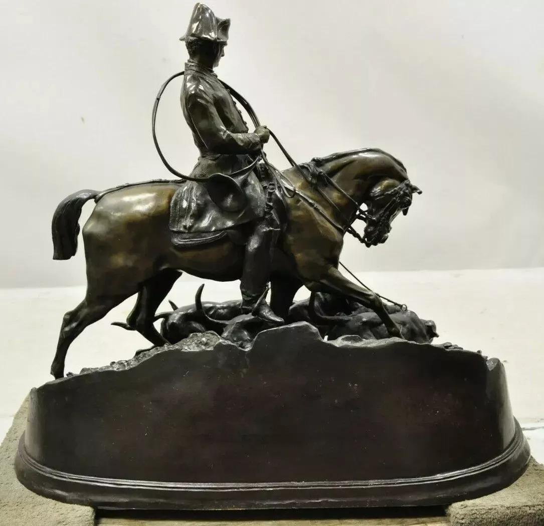 P.J. Mene The Hunt Scene Large Bronze Sculpture Pierre Jules Statue Horse Dogs en venta 3