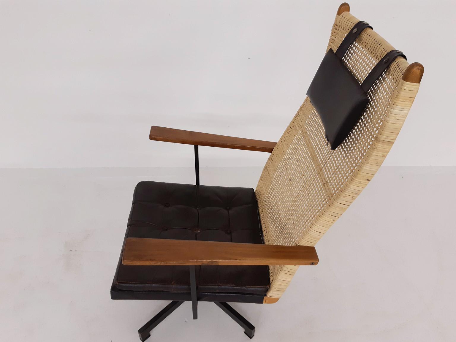 20th Century P.J. Muntendam for Gebr. Jonker Rattan Lounge Chair, the Netherlands, 1950s