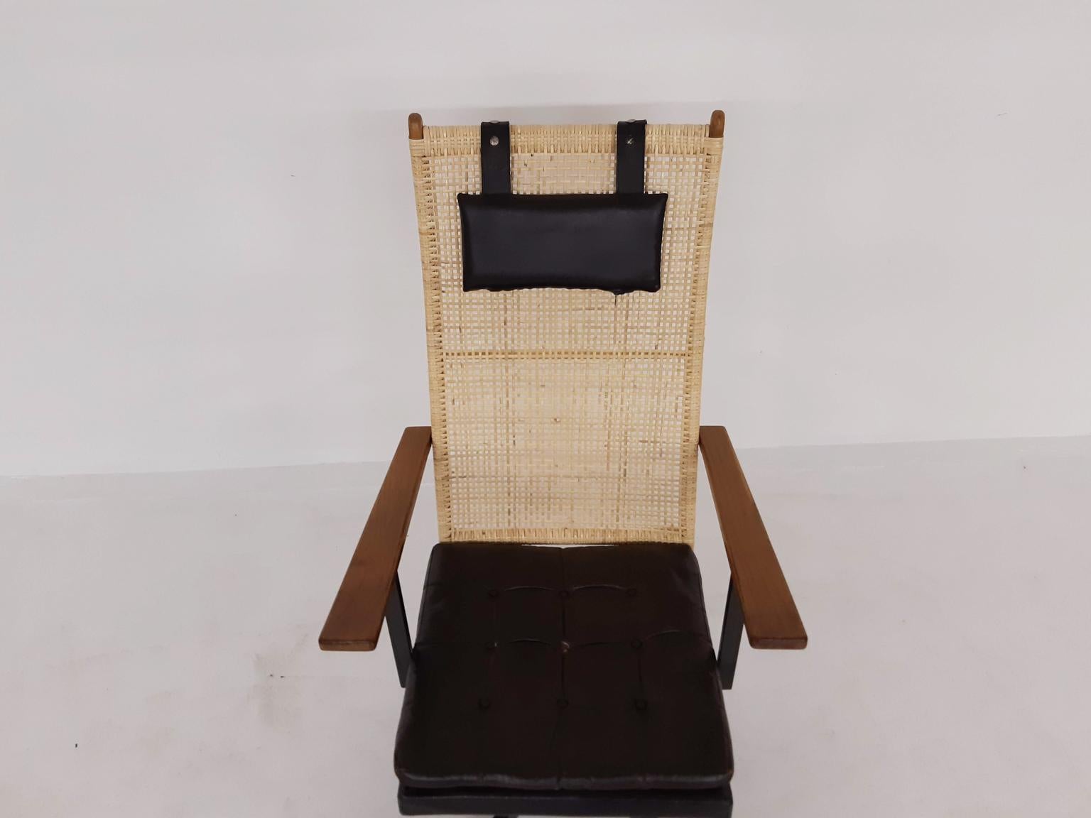 P.J. Muntendam for Gebr. Jonker Rattan Lounge Chair, the Netherlands, 1950s 1
