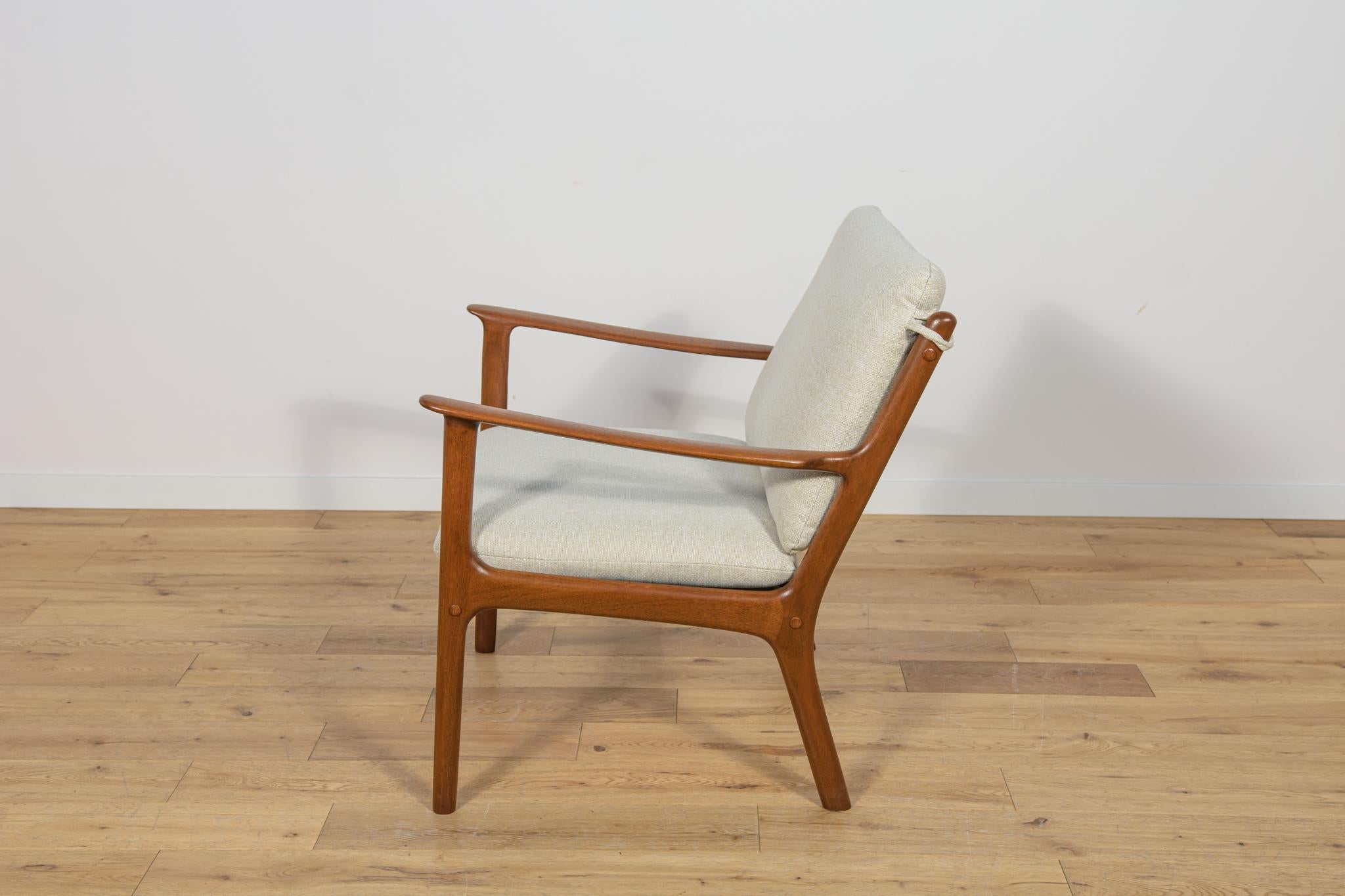 PJ112 Armchairs by Ole Wanscher for Poul Jeppesens, Denmark, 1960s, Set of 2 For Sale 2