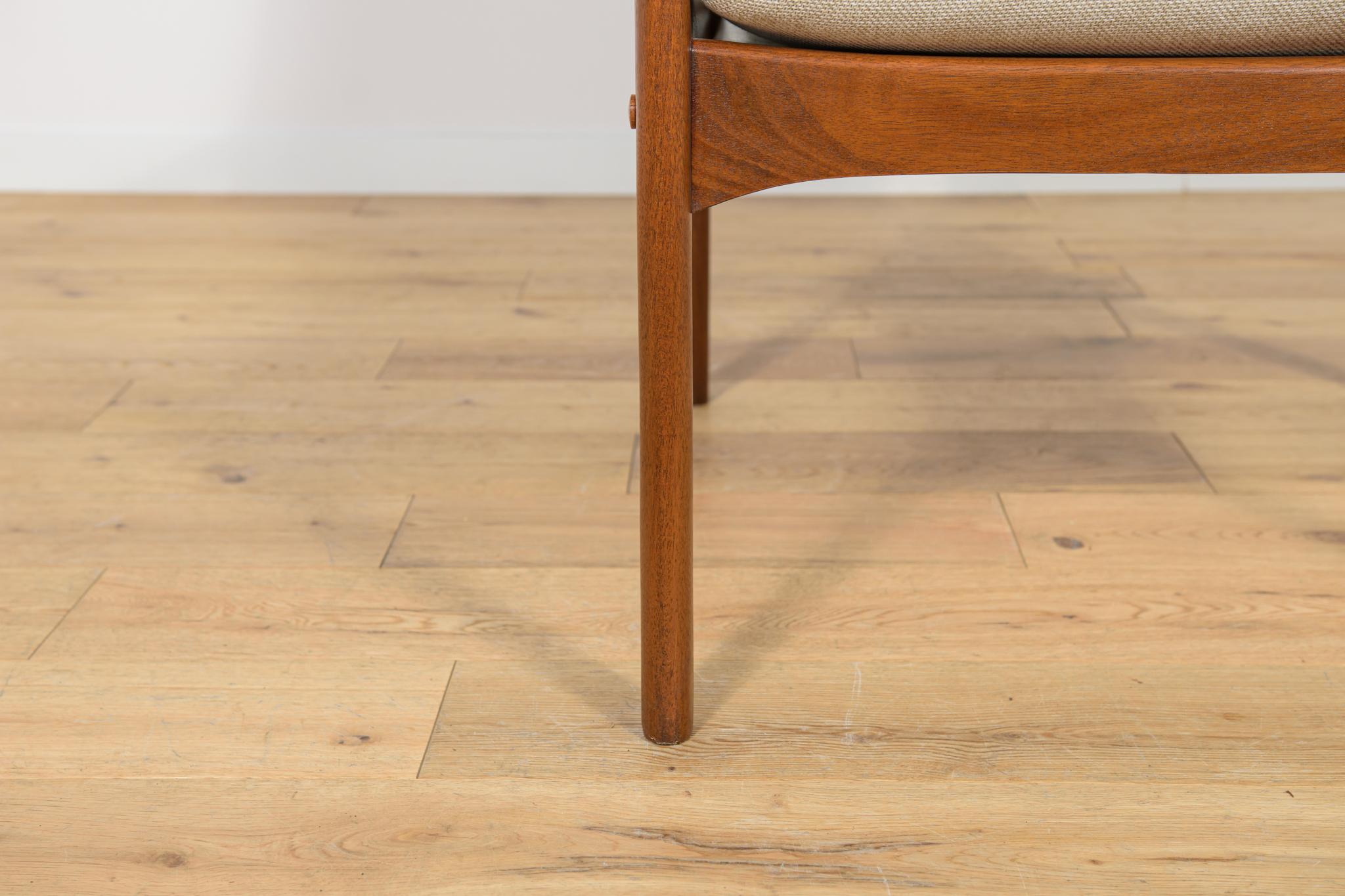 PJ112 Armchairs by Ole Wanscher for Poul Jeppesens, Denmark, 1960s, Set of 2 For Sale 8