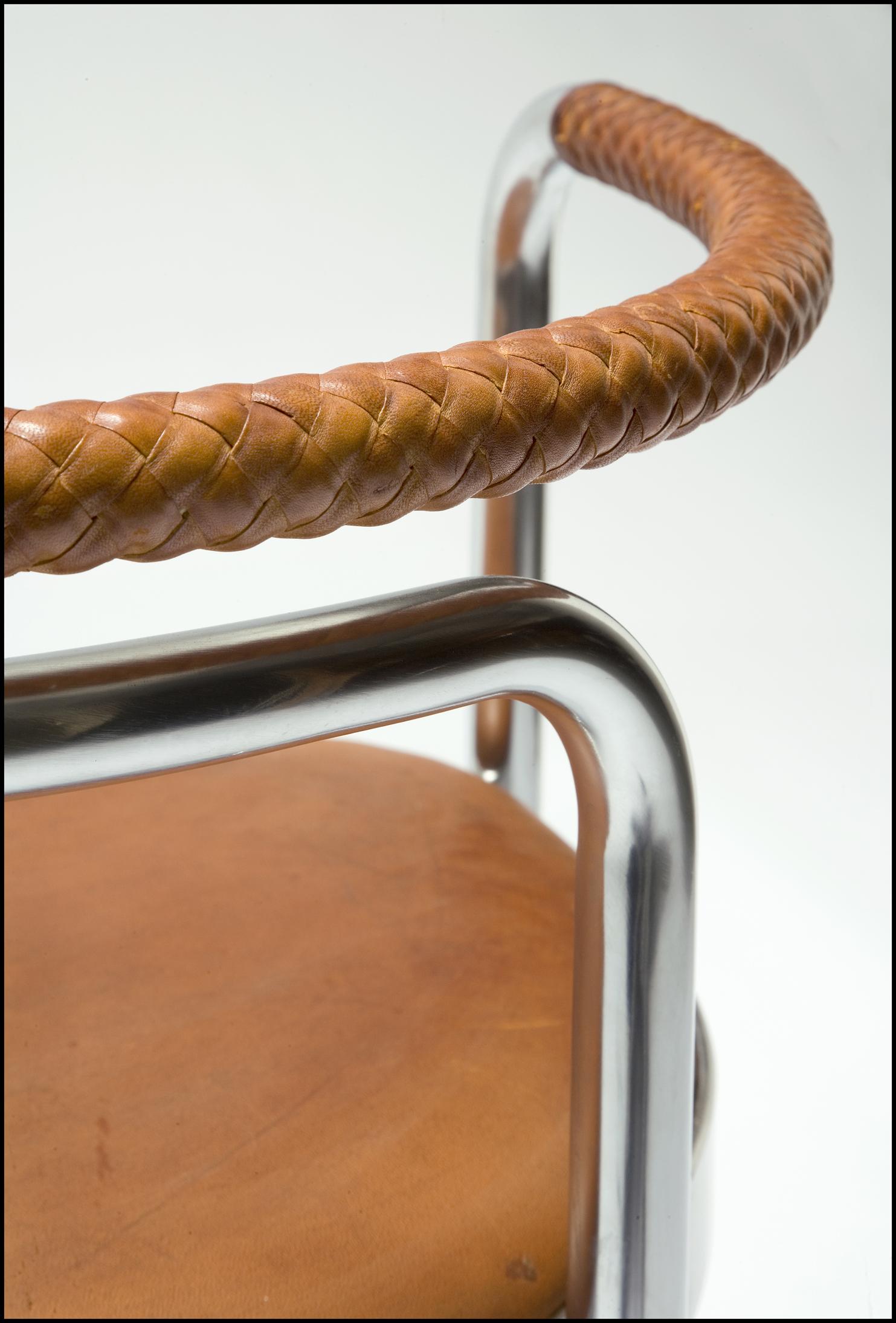 PK 12 Chair in Braided Brown Leather and Stainless Steel by Poul Kjaerholm, 1964 For Sale 3