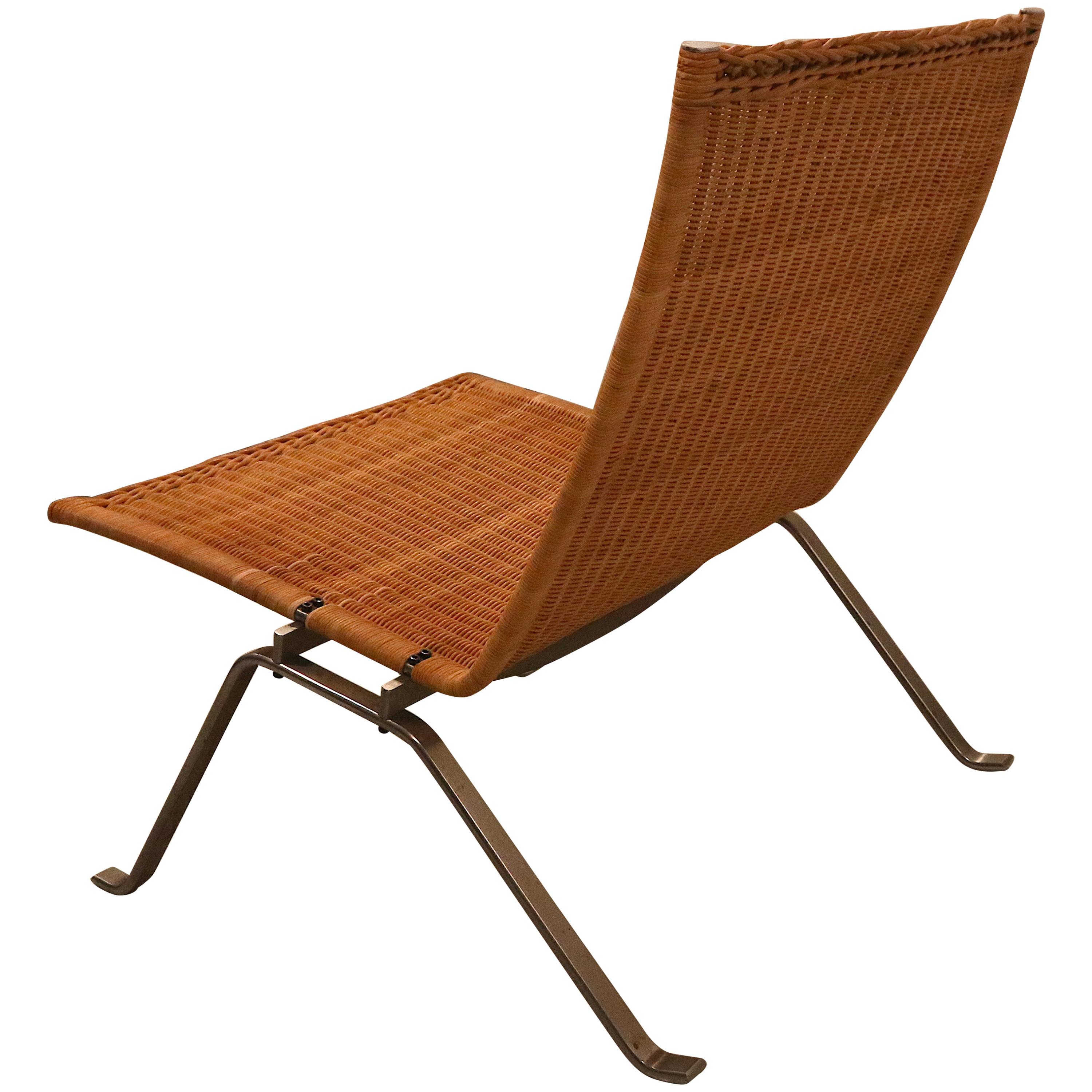 PK-22 Easy Chair by Poul Kjærholm for Fritz Hansen, Vintage Rattan / Wicker edit For Sale