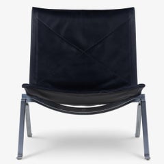 PK 22 - Easy chair in black leather by Poul Kjærholm