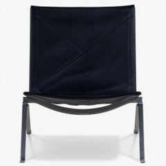 PK 22 - Easy chair in black leather by Poul Kjærholm