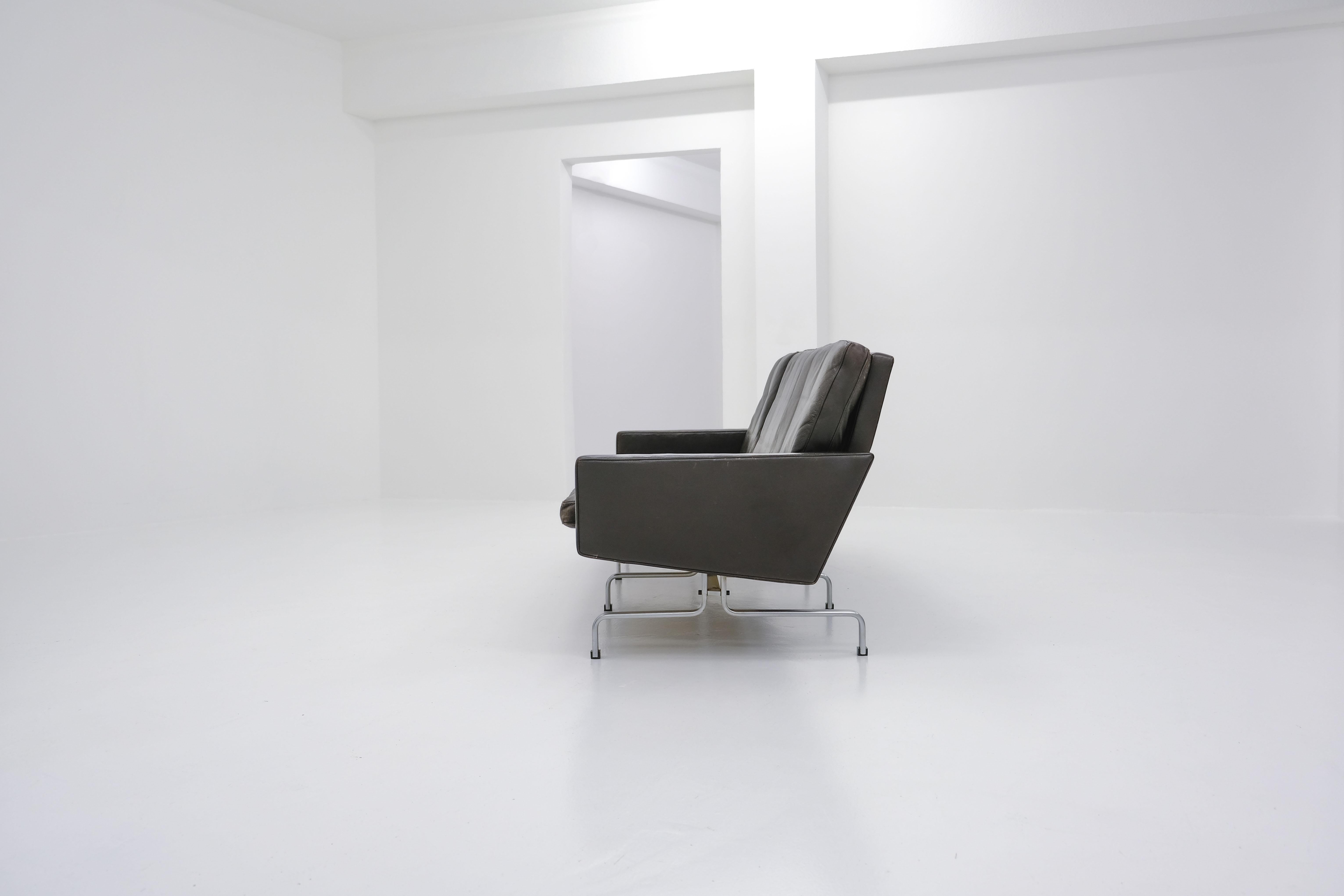 Scandinavian Modern Pk 31/3 Sofa + 2 Pk 31 Easy Chairs by Poul Kjaerholm, Dark Brown Leather