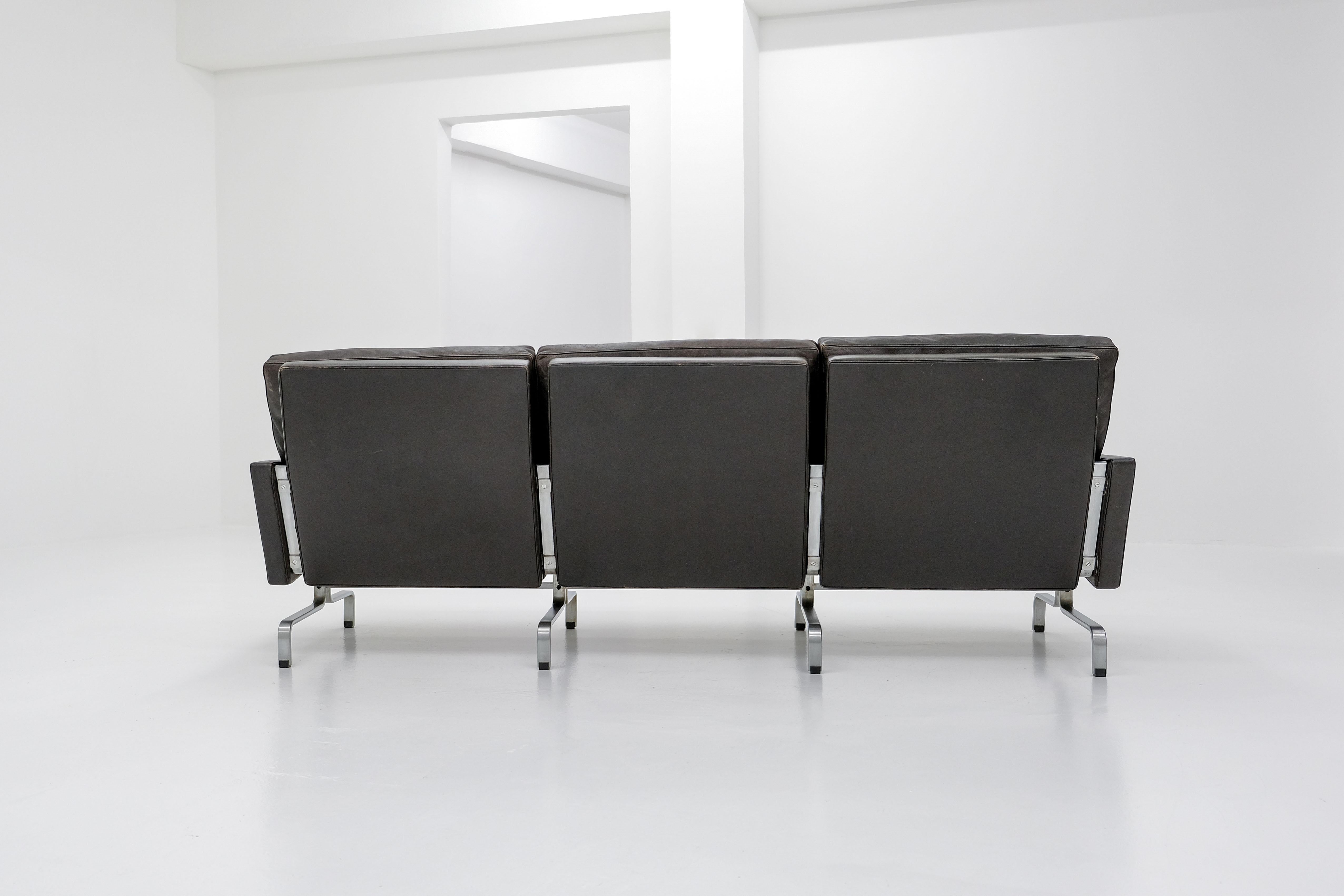Pk 31/3 Sofa + 2 Pk 31 Easy Chairs by Poul Kjaerholm, Dark Brown Leather In Good Condition In Munster, NRW
