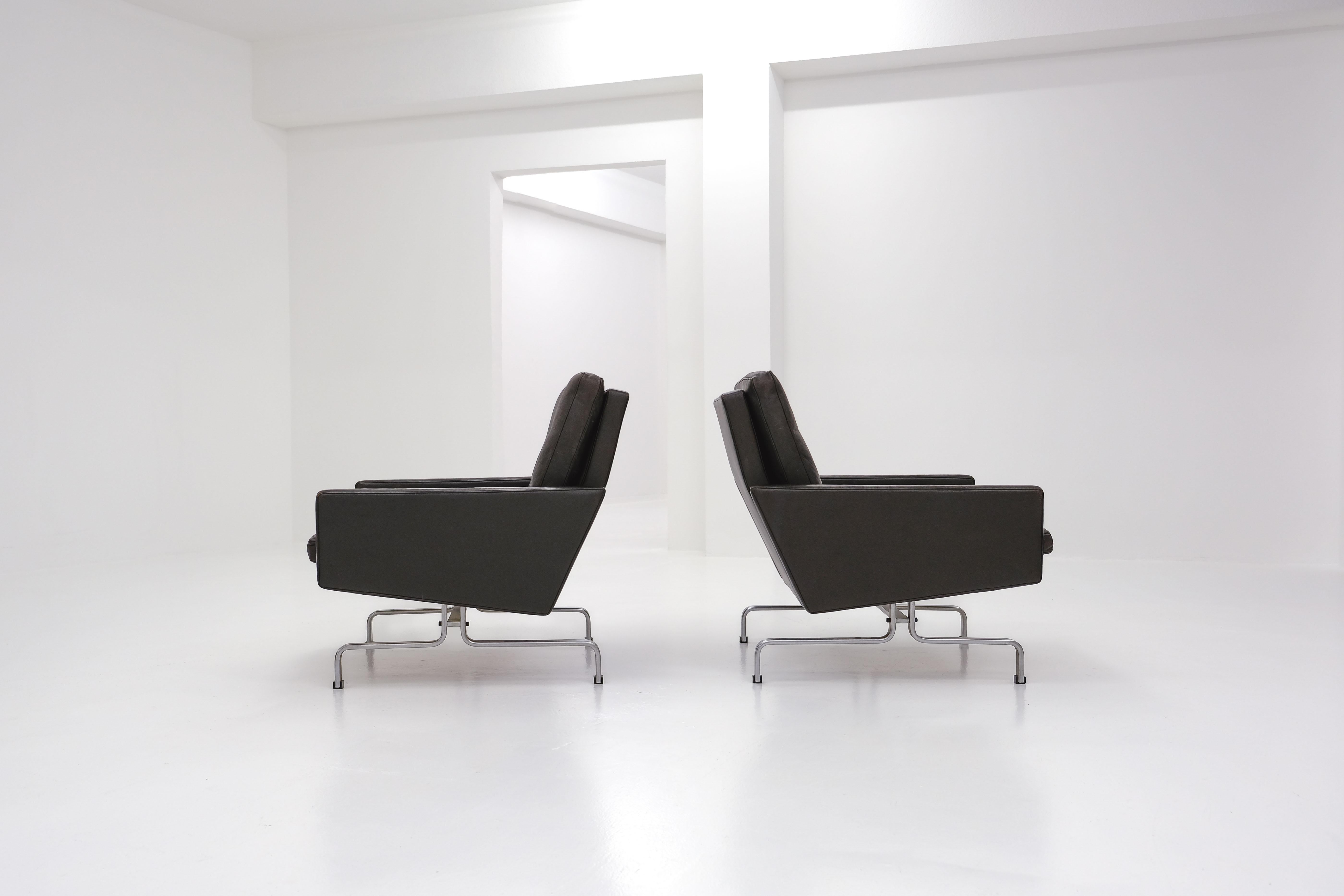 Pk 31/3 Sofa + 2 Pk 31 Easy Chairs by Poul Kjaerholm, Dark Brown Leather 2