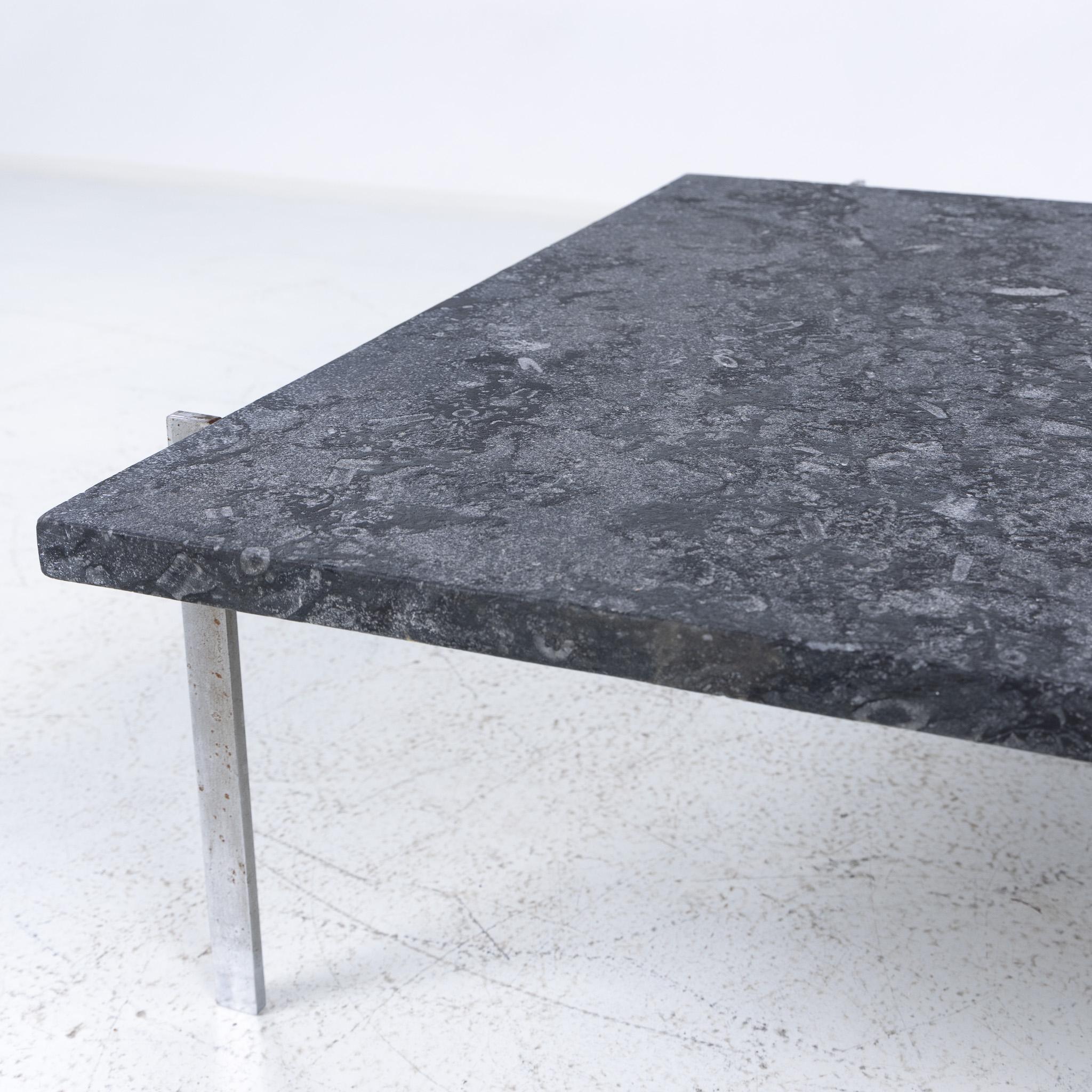 20ième siècle PK 61 - Table basse en marbre de Poul Kjærholm en vente