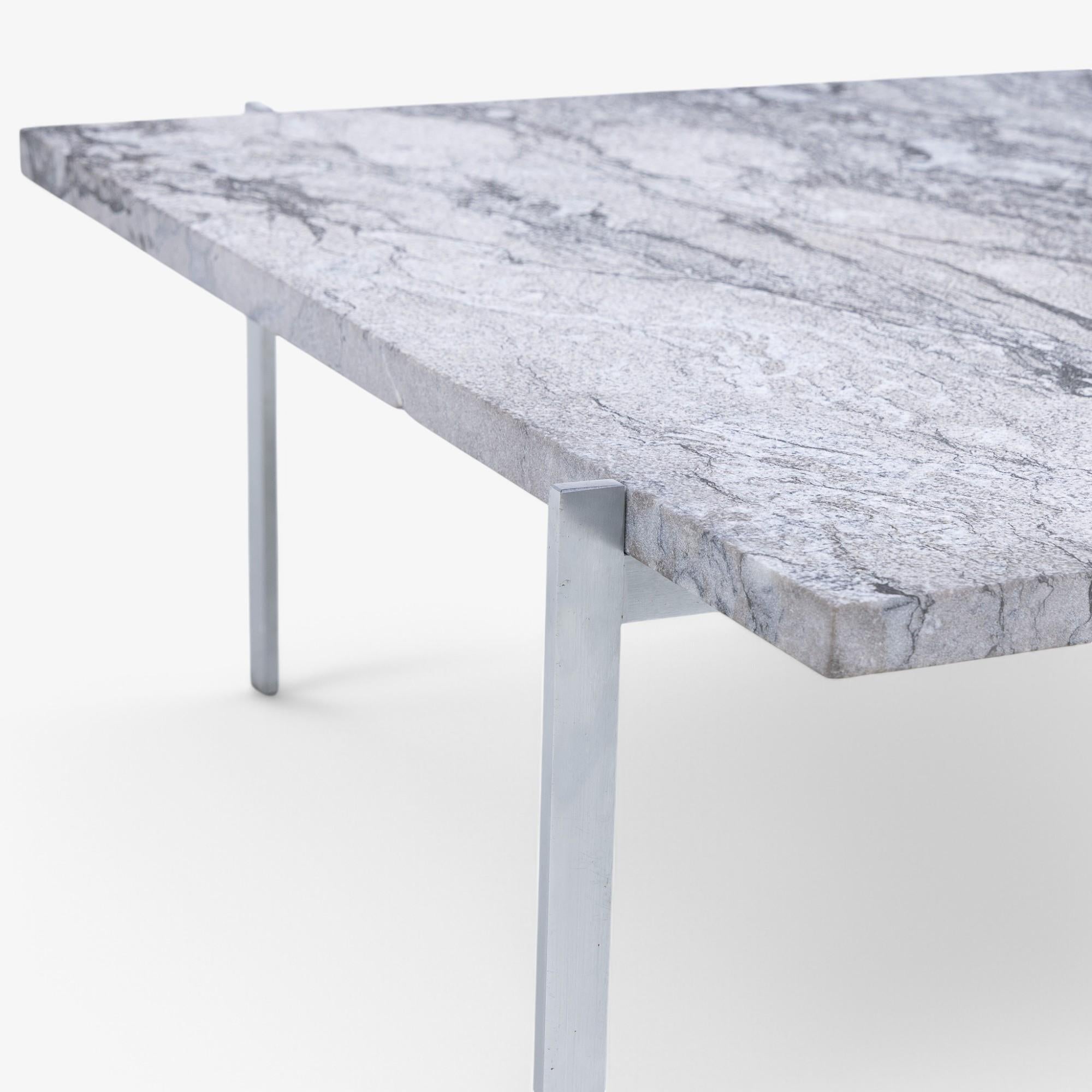 PK 61 - Mesa baja de mármol Porsgrunn de Poul Kjærholm siglo XX en venta