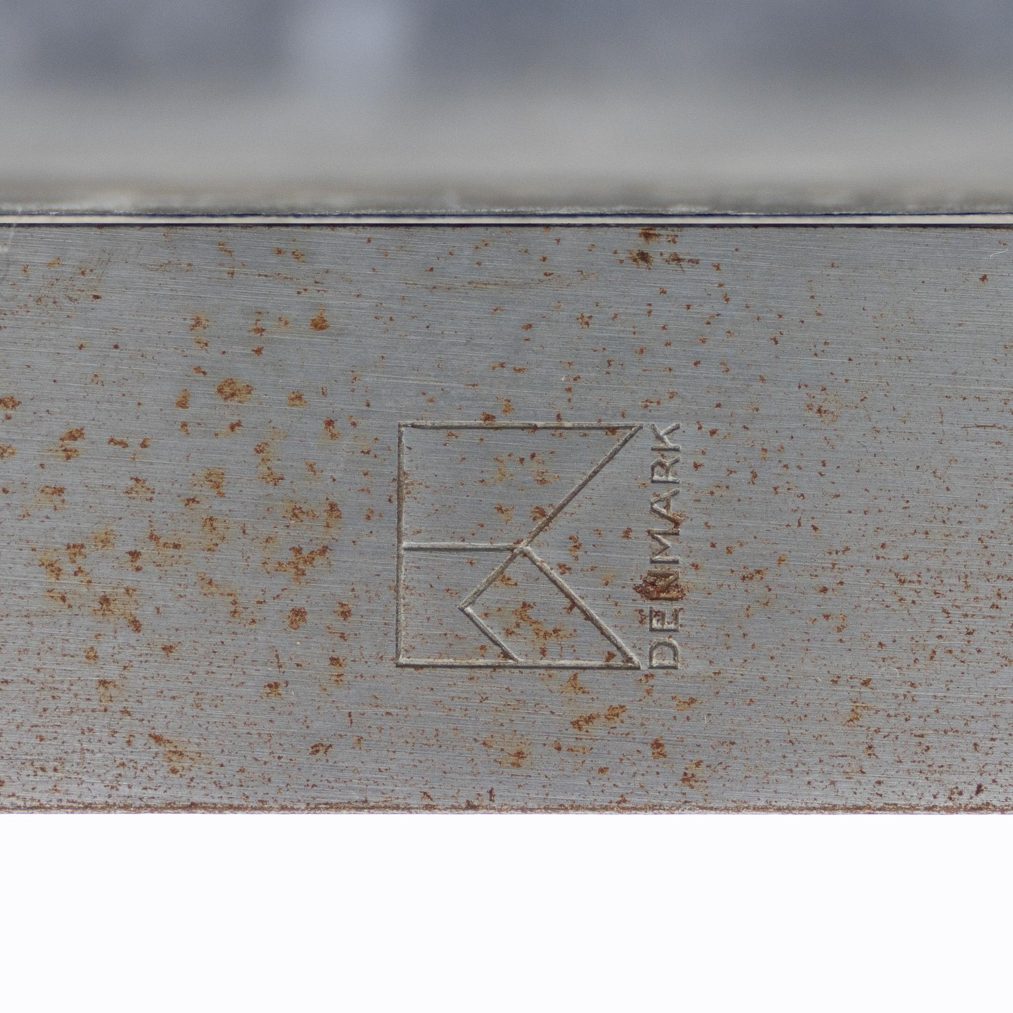Acier PK 61 - Table basse en marbre de Poul Kjærholm en vente