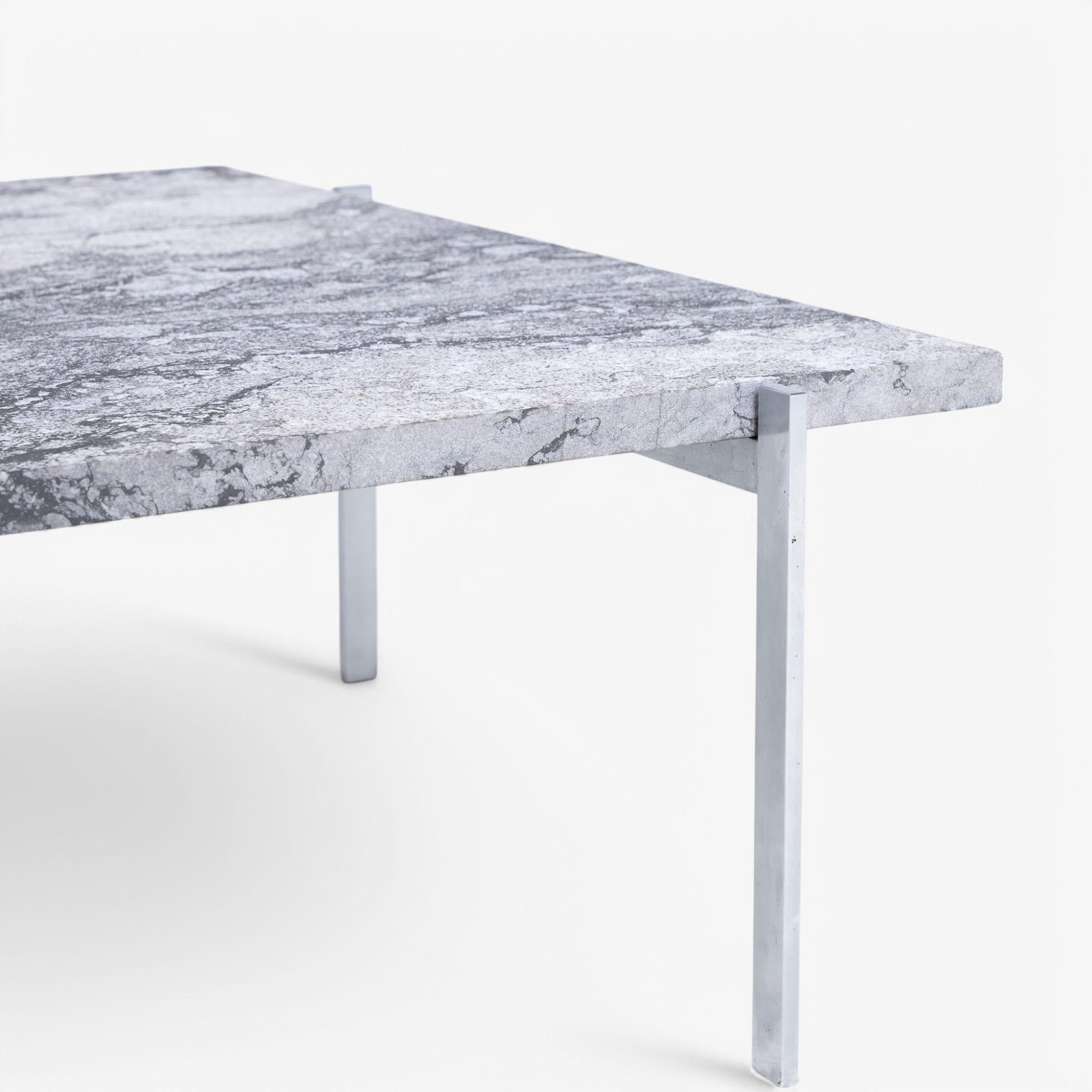 PK 61 - Mesa baja de mármol Porsgrunn de Poul Kjærholm en venta 2